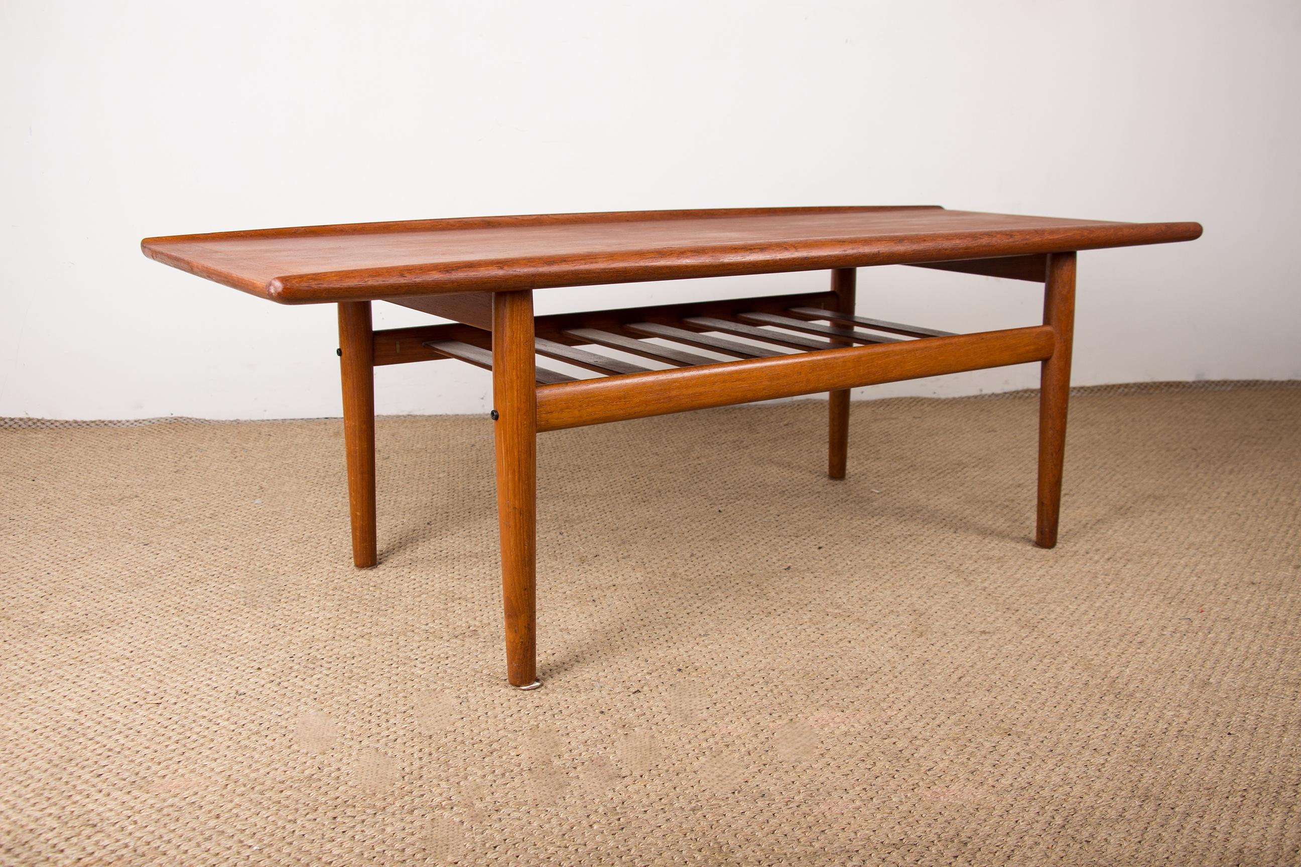 Danish Teak coffee table, two levels, by Grete Jalk for Glostrup Mobelfabrik 196 For Sale 5