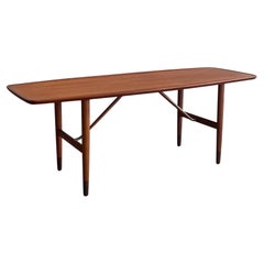 Dänischer Couchtisch aus Teakholz mit Messingdetails