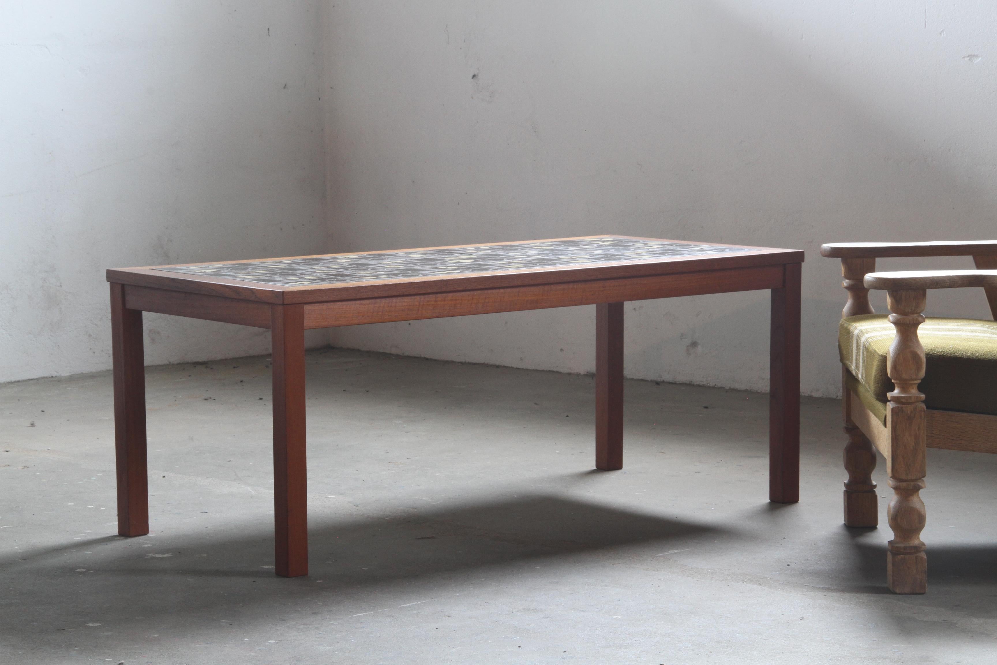 Danish Teak Coffee Table with Ceramic Tile Top, 1960s For Sale 12
