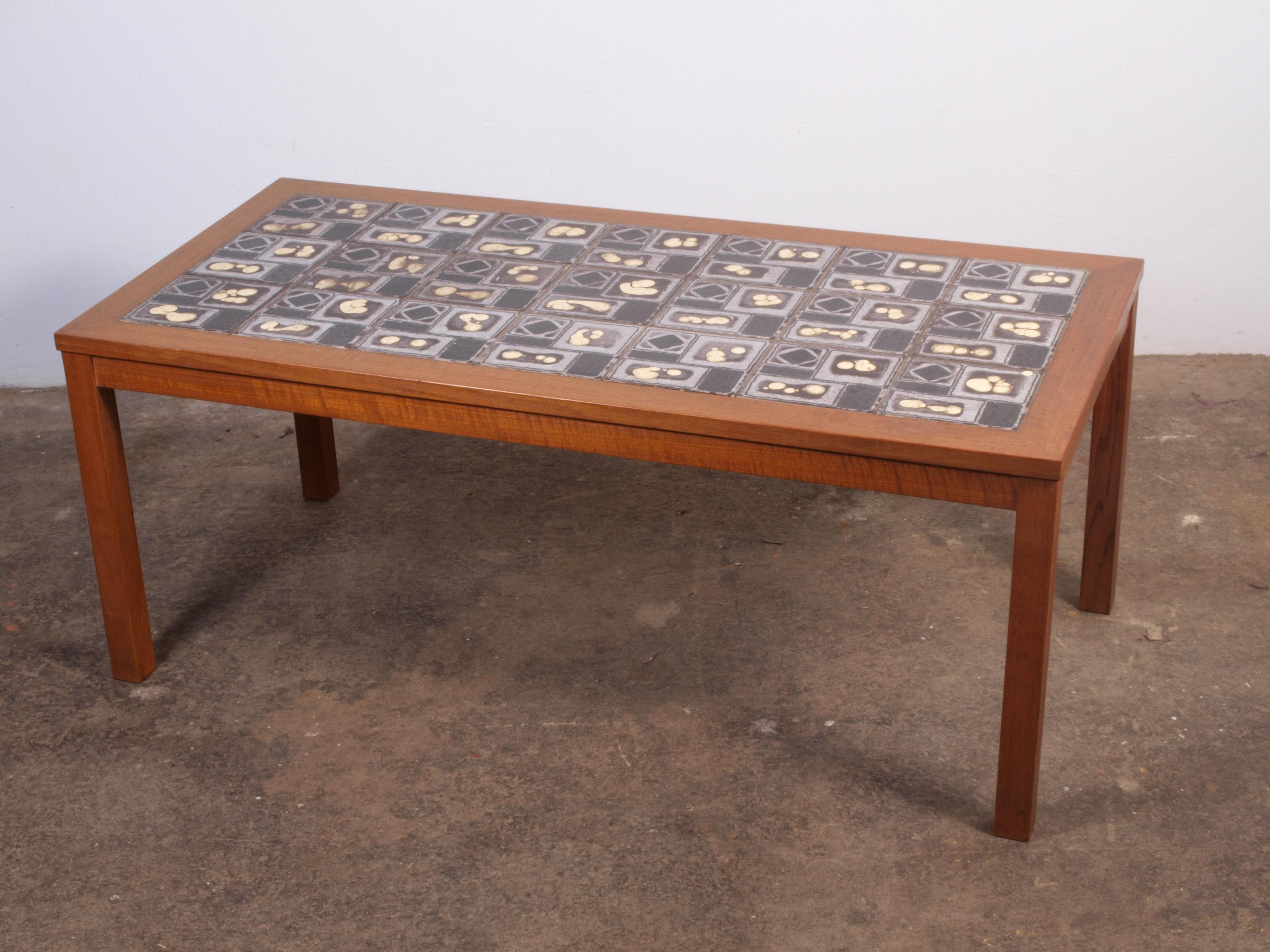 Mid-Century Modern Danish Teak coffee Table with Ceramic Tile Top, 1960s For Sale