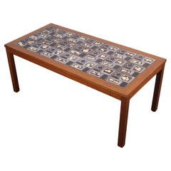 Table basse danoise avec plateau en carreaux de céramique, années 1960