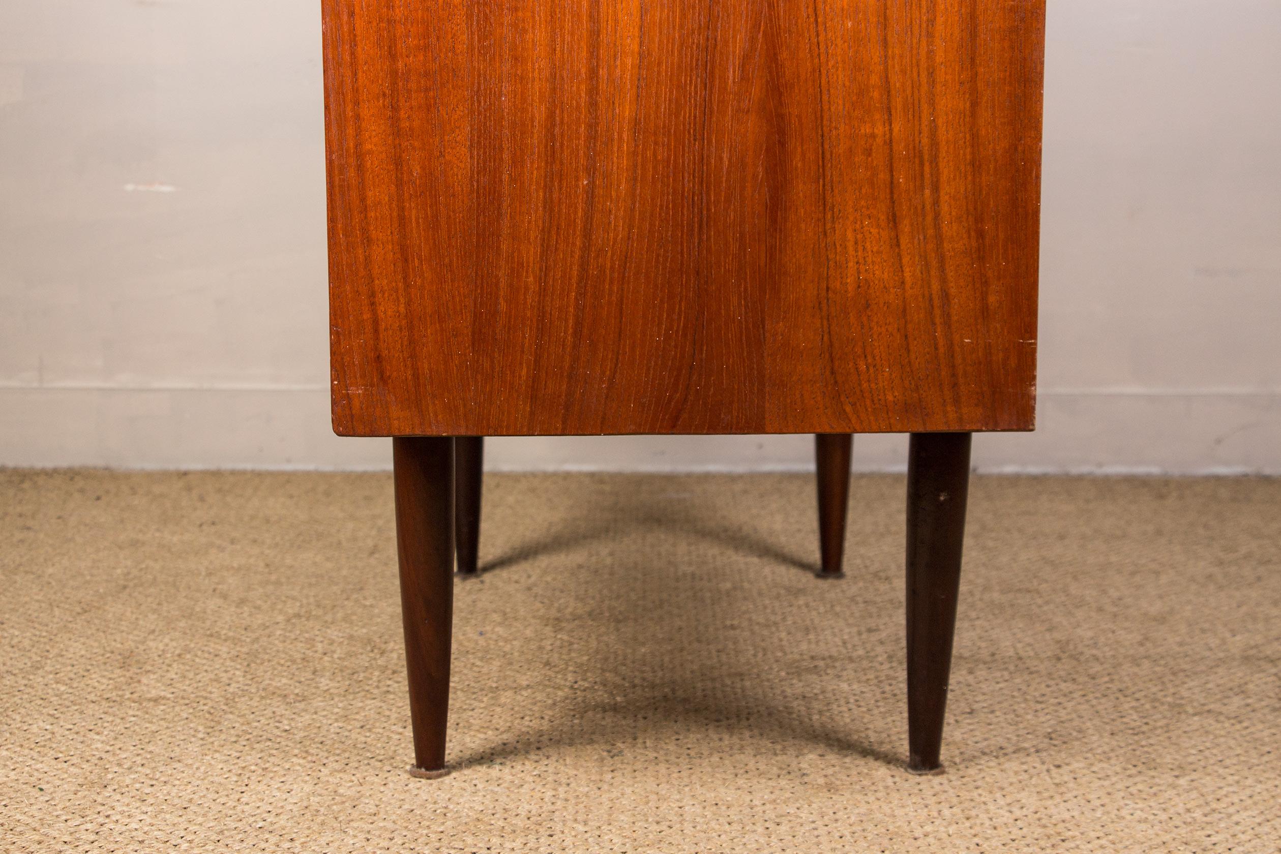 Danish Teak Commode by Borge Mogensen for Soborg Mobelfabrik, 1960s 10