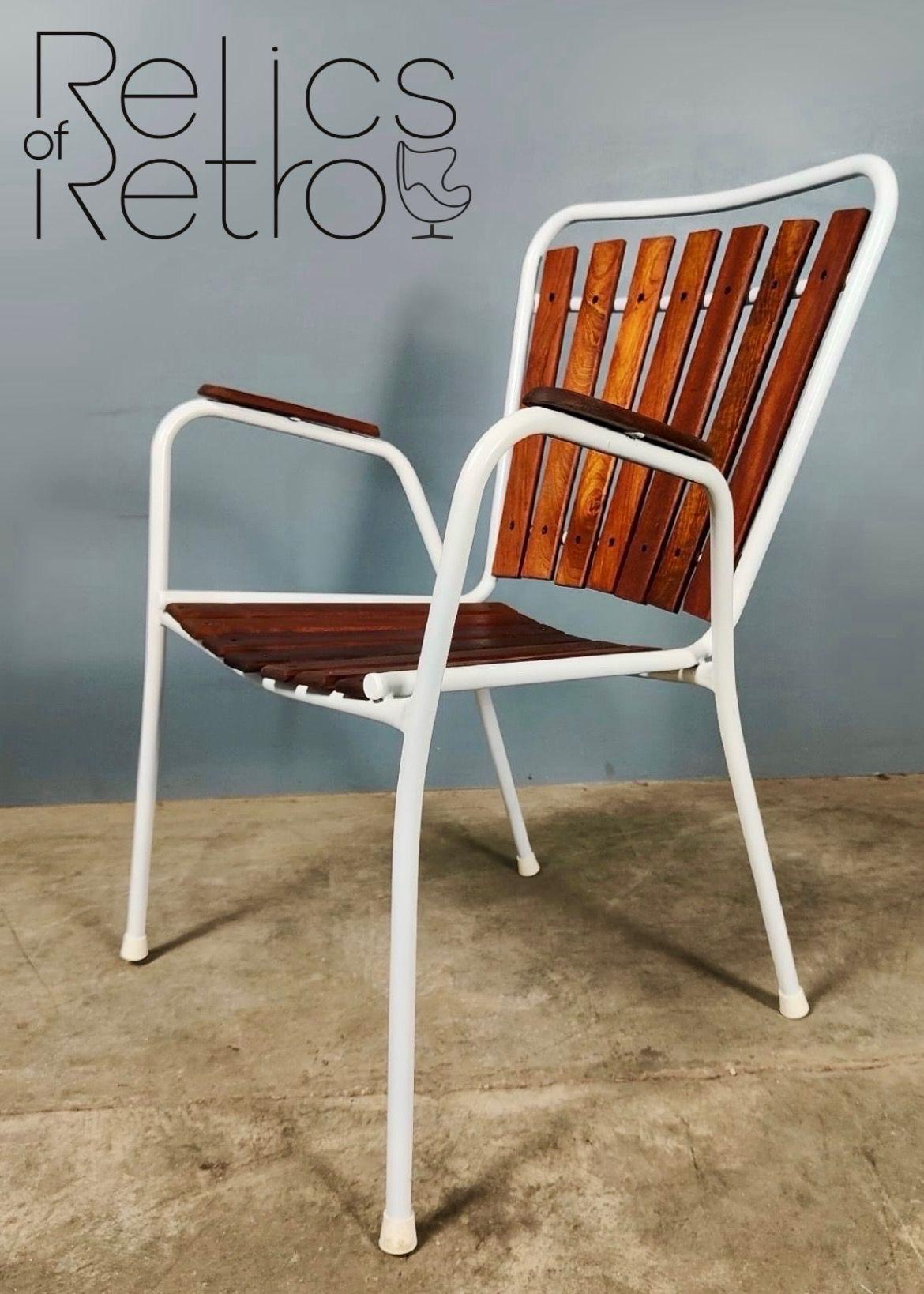 Danois Daneline BKS 4 chaises de jardin empilables et tables danoises vintage du milieu du siècle dernier