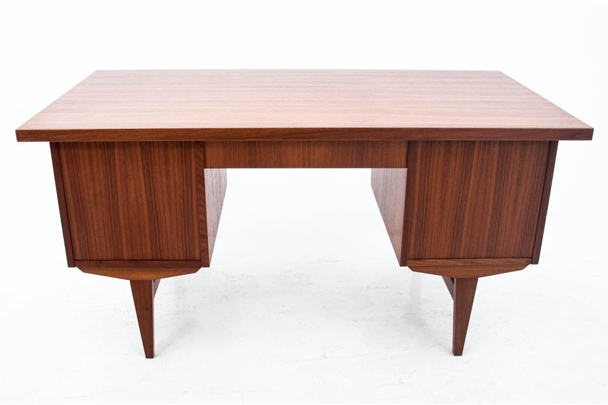 Scrivania danese in teak, anni '60 in vendita 4