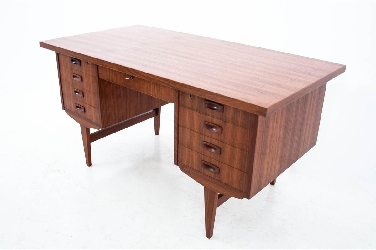 Teak Scrivania danese in teak, anni '60 in vendita