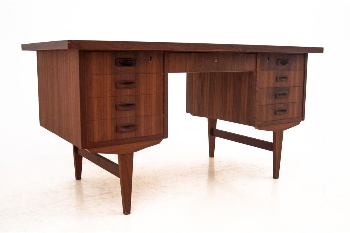 Danish Teak Desk, 1960s For Sale 3