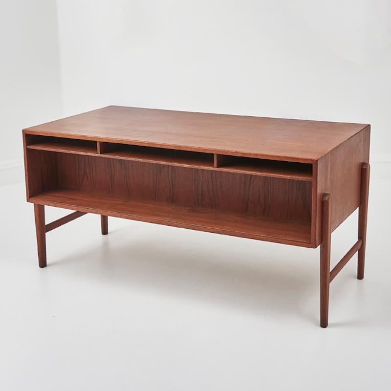Scrivania danese in teak di Christian Møller per Chr. Møller Møbelsnedken, anni '60 in vendita 3