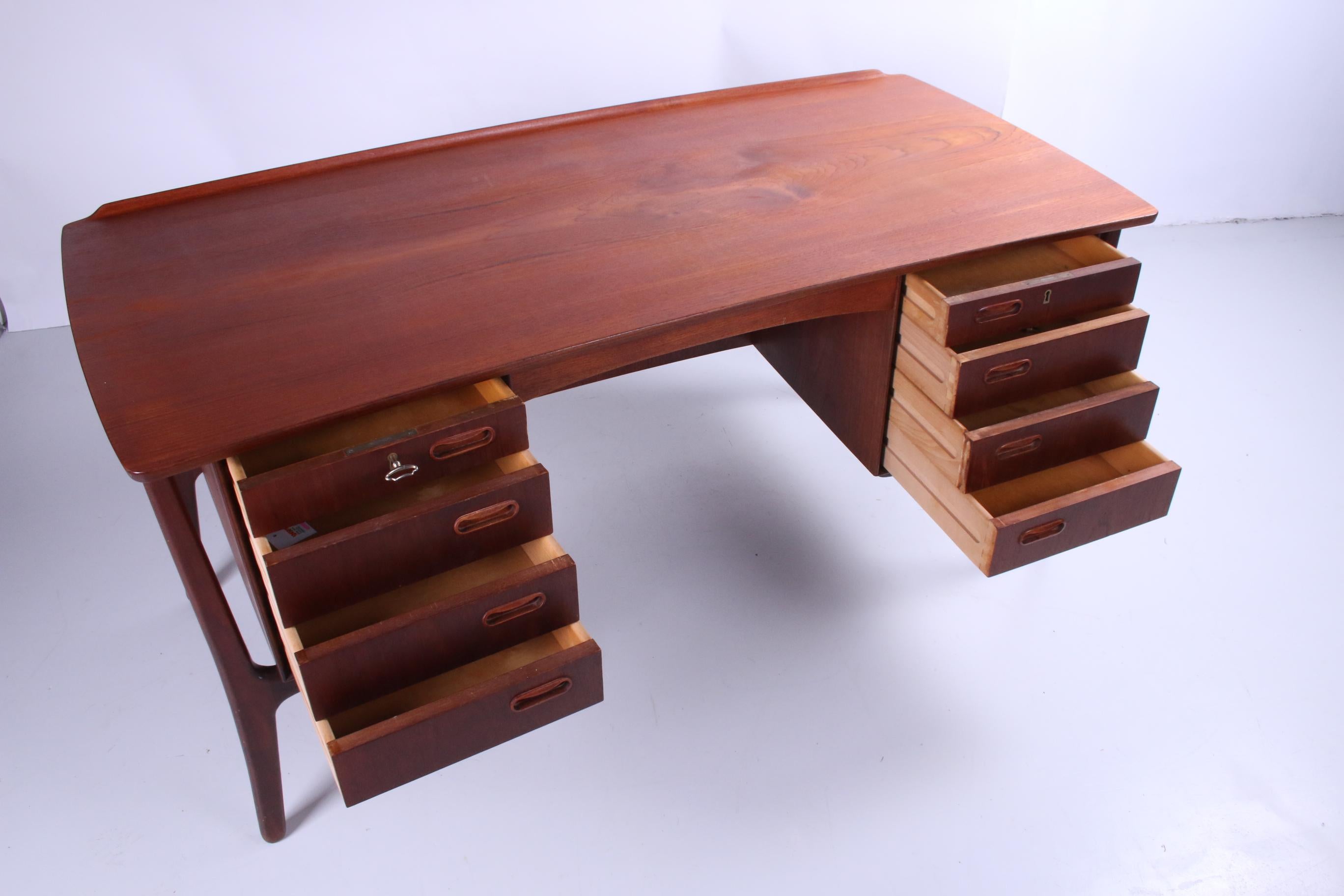 Danish Teak Desk by Svend Aage Madsen for HP Hansen, 1960s 6