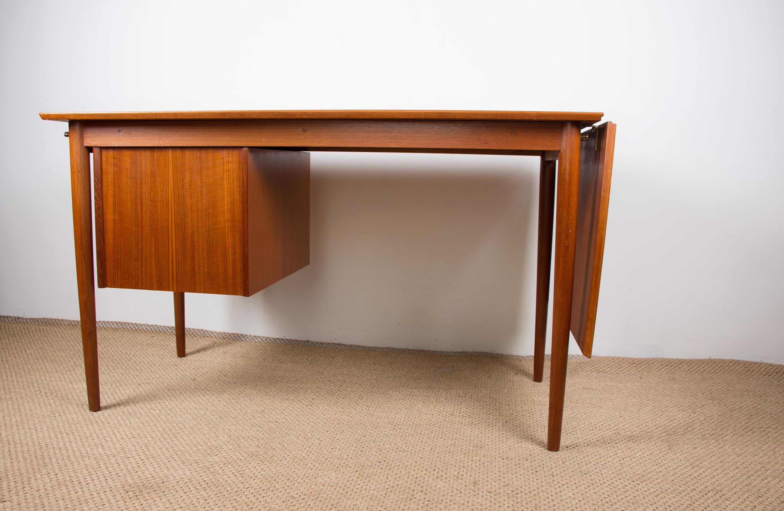 Danish Teak Desk, Extendable and Modular, by Arne Vodder for Sigh & Sons, 1960 7
