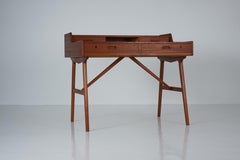 Danish teak desk Model 64 by Arne Wahl Iversen for Vinde Møbelfabrik 1960s