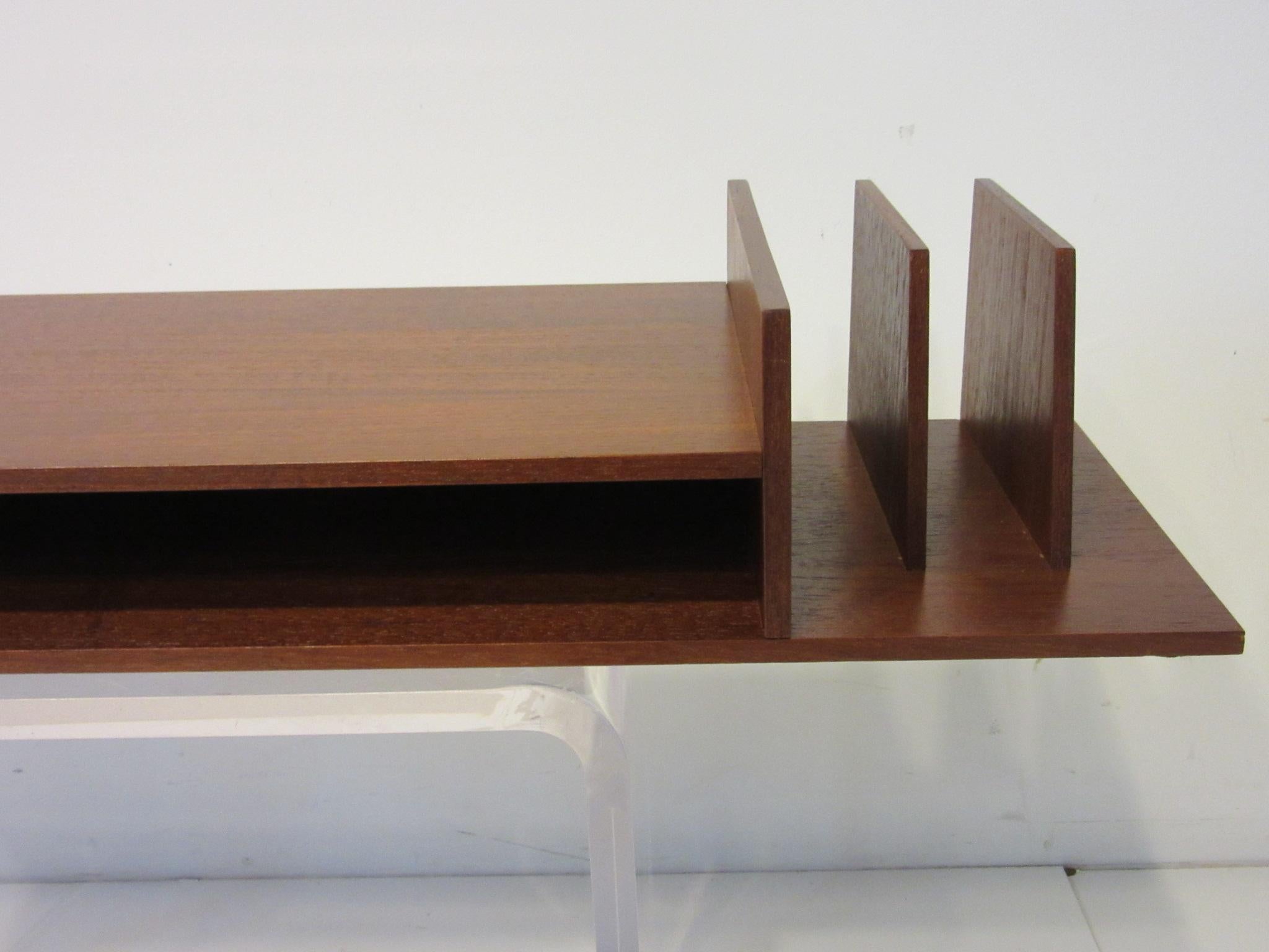 Danish Teak Desk Organizer In Good Condition In Cincinnati, OH