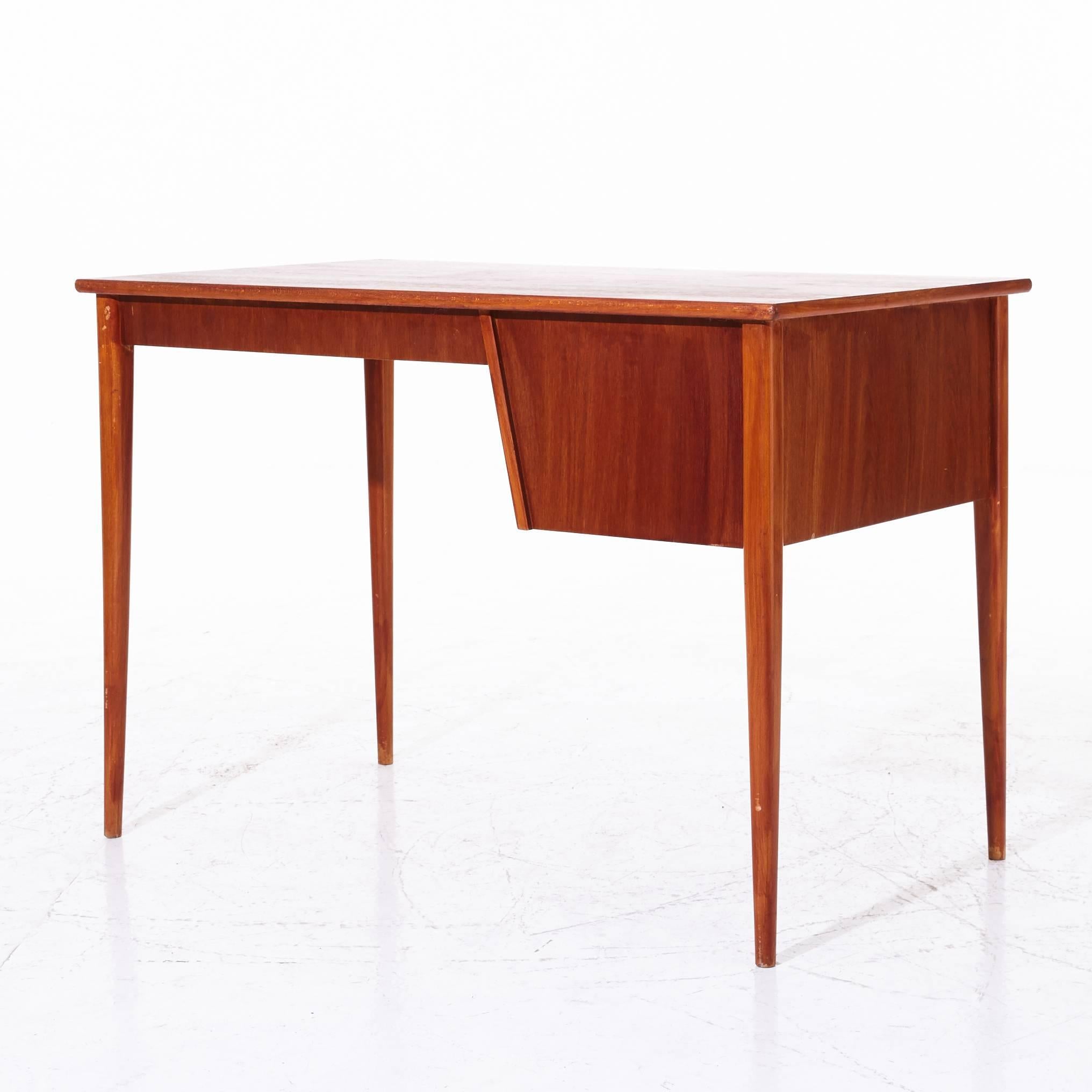 Danish Teak Desk, Severin Hansen, Cabinetmaker, 1950s In Good Condition For Sale In Los Gatos, CA