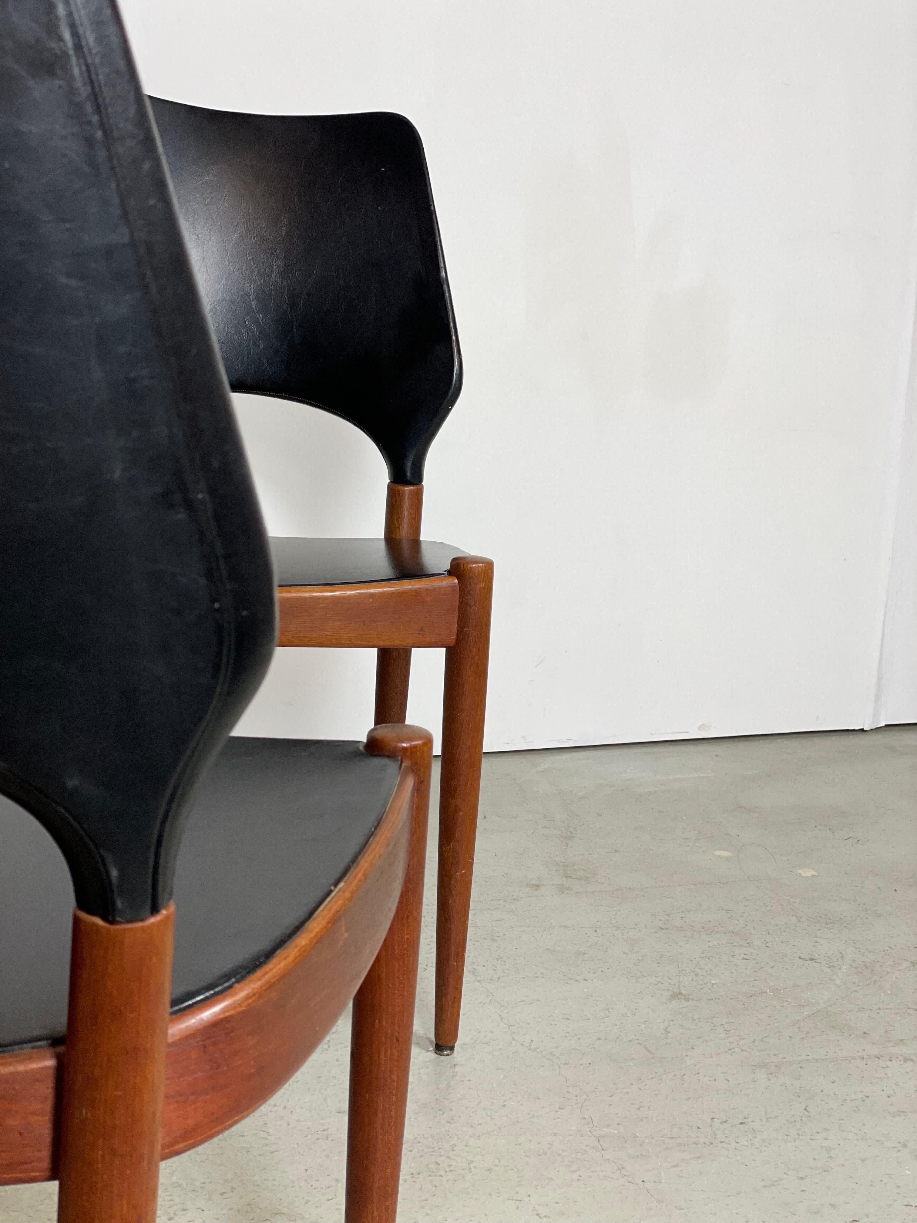 Danish Teak Dining Chairs by Arne Hovmand Olsen for Mogens Kold For Sale 12
