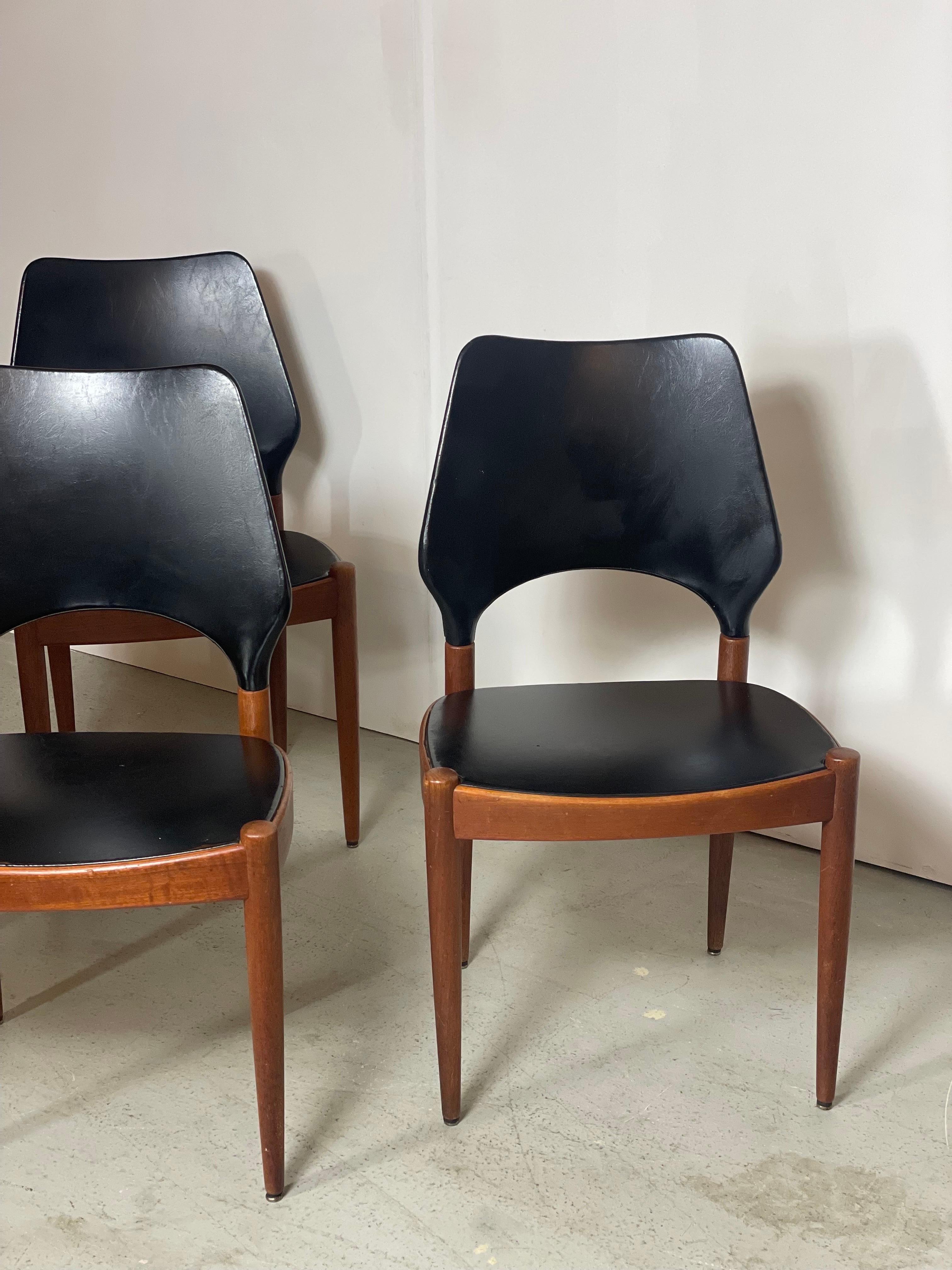 20th Century Danish Teak Dining Chairs by Arne Hovmand Olsen for Mogens Kold For Sale