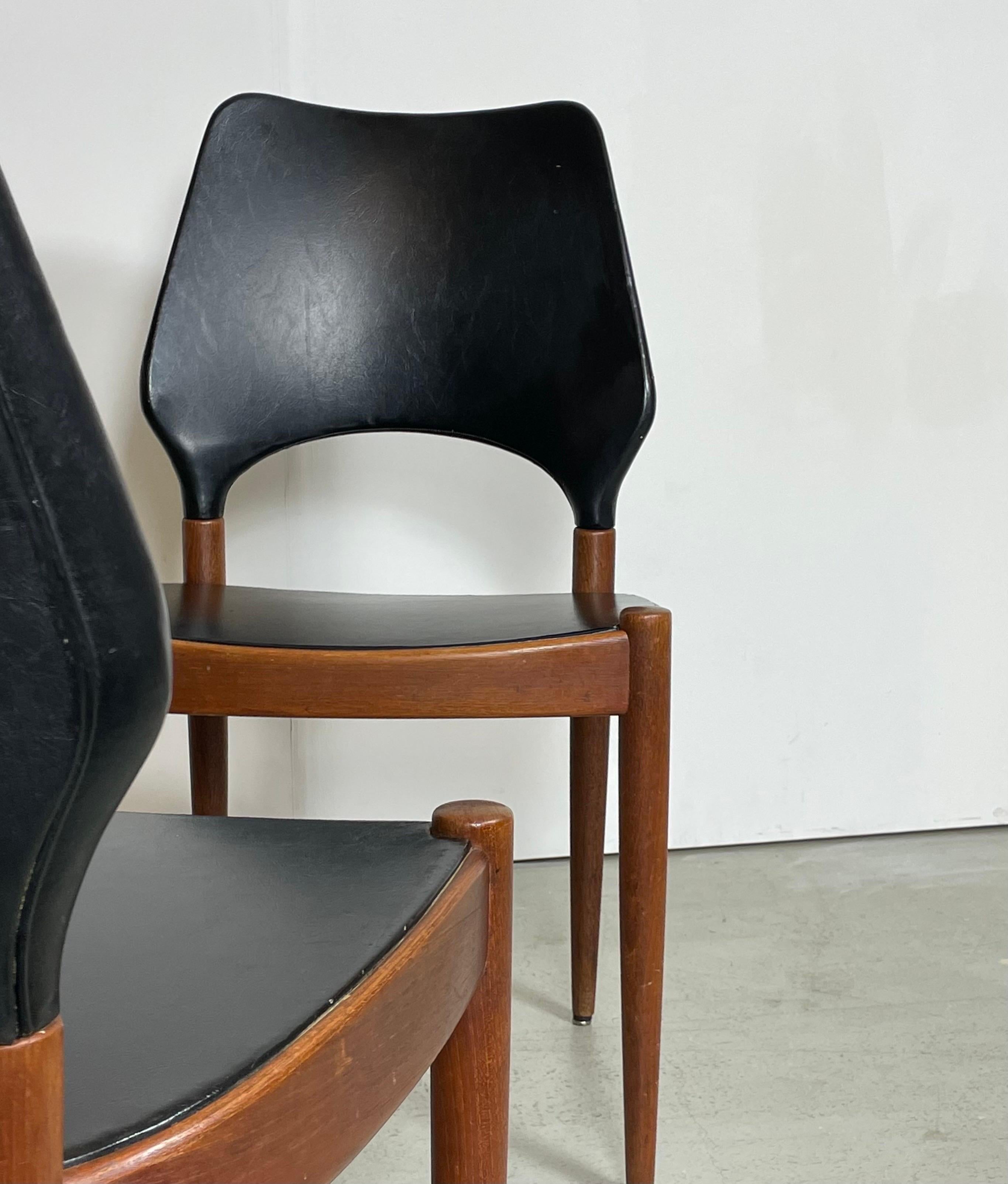 Danish Teak Dining Chairs by Arne Hovmand Olsen for Mogens Kold For Sale 4
