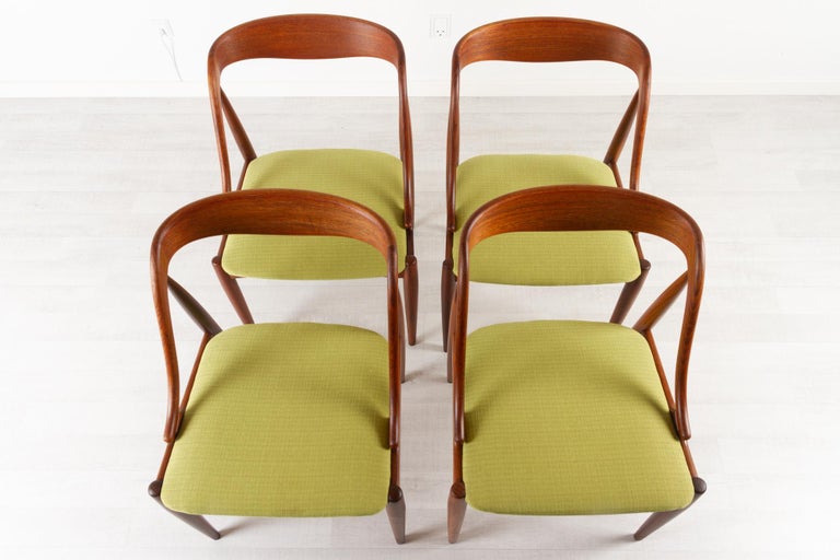 Mid-20th Century Danish Teak Dining Chairs by Johannes Andersen 1960s, Set of 4 For Sale