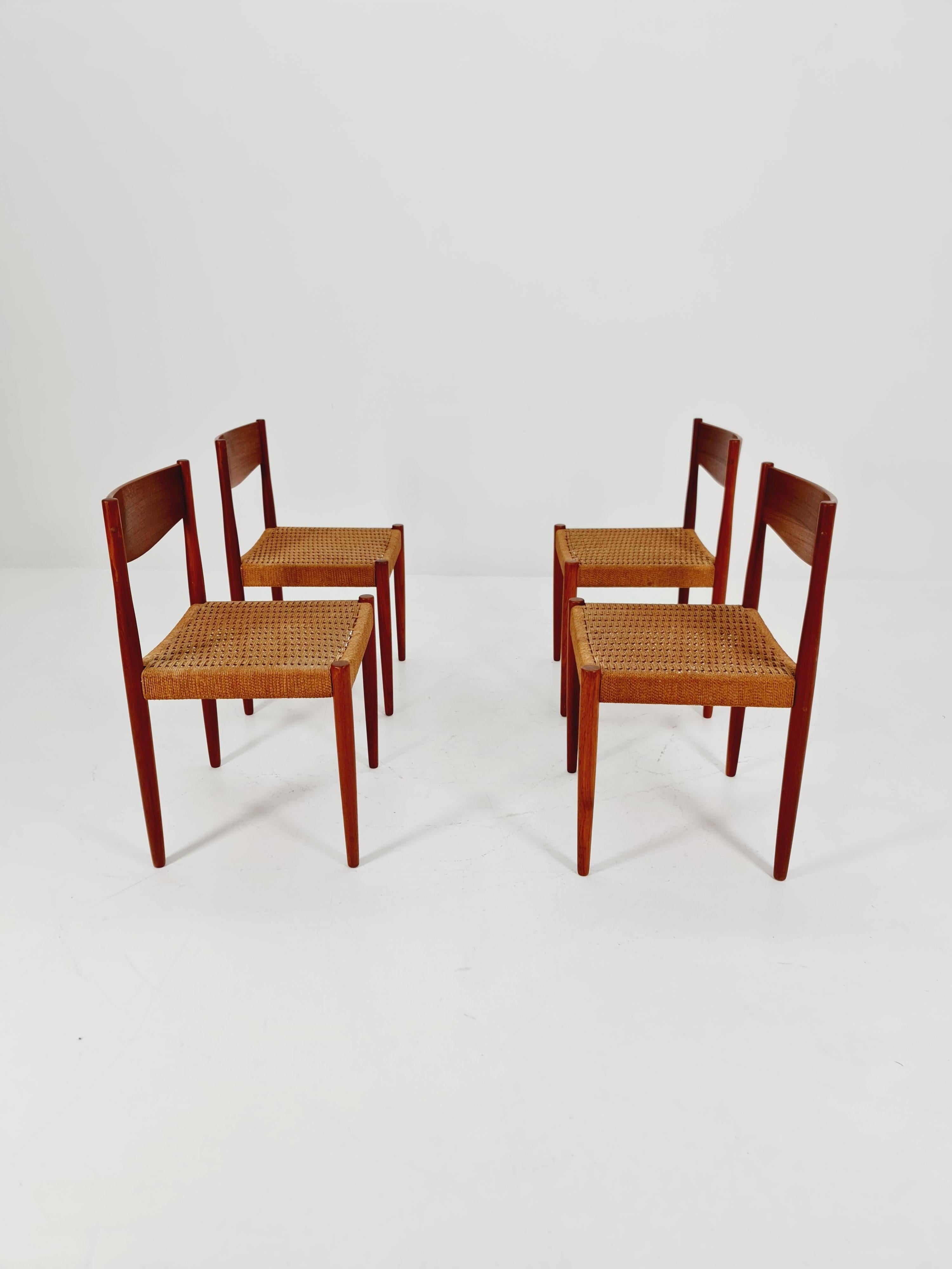 Sedie da pranzo danesi in teak di Poul Volther per Frem Rojle Frem 1960, set di 4 pezzi in vendita 6