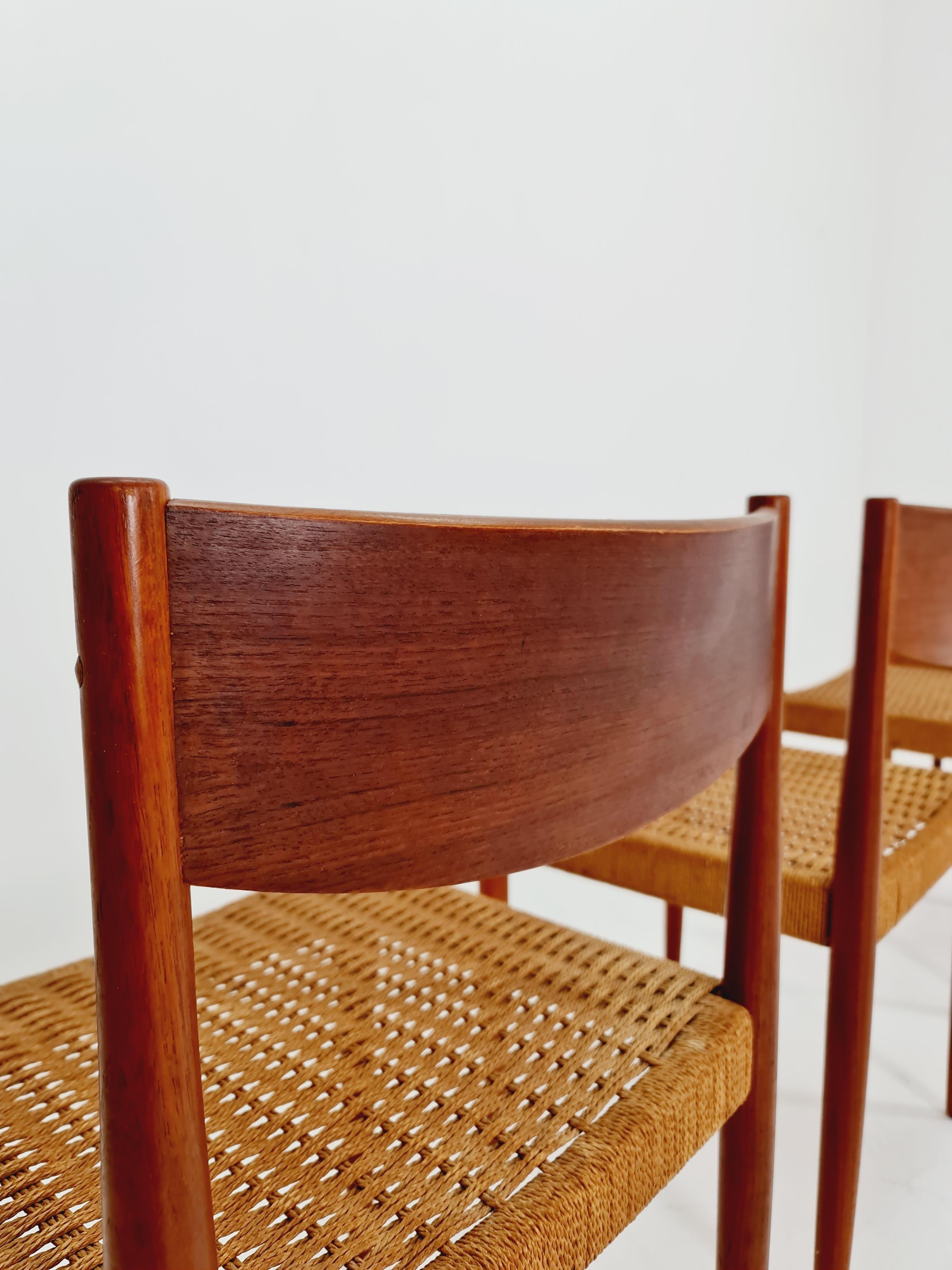Metà XX secolo Sedie da pranzo danesi in teak di Poul Volther per Frem Rojle Frem 1960, set di 4 pezzi in vendita