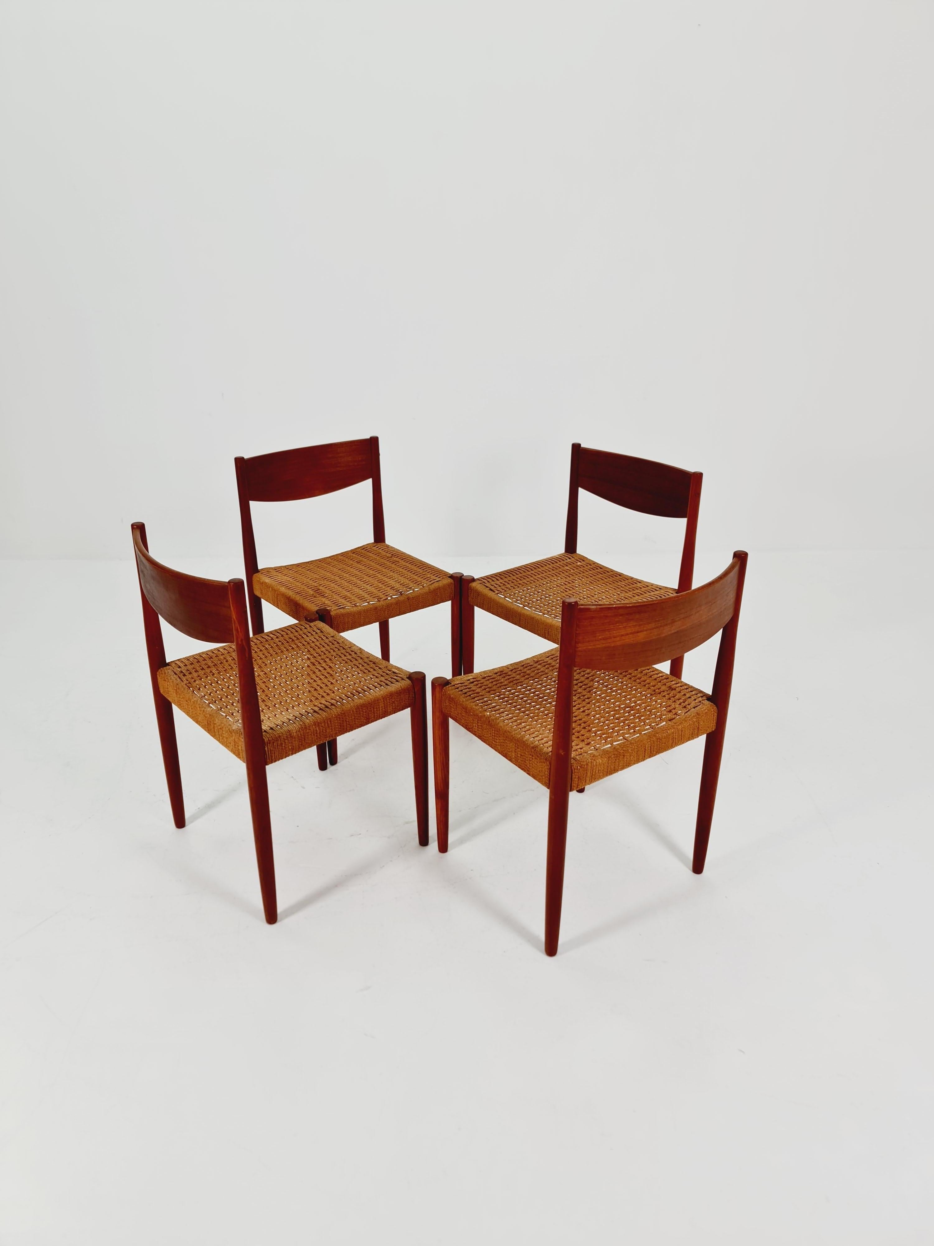 Sedie da pranzo danesi in teak di Poul Volther per Frem Rojle Frem 1960, set di 4 pezzi in vendita 1