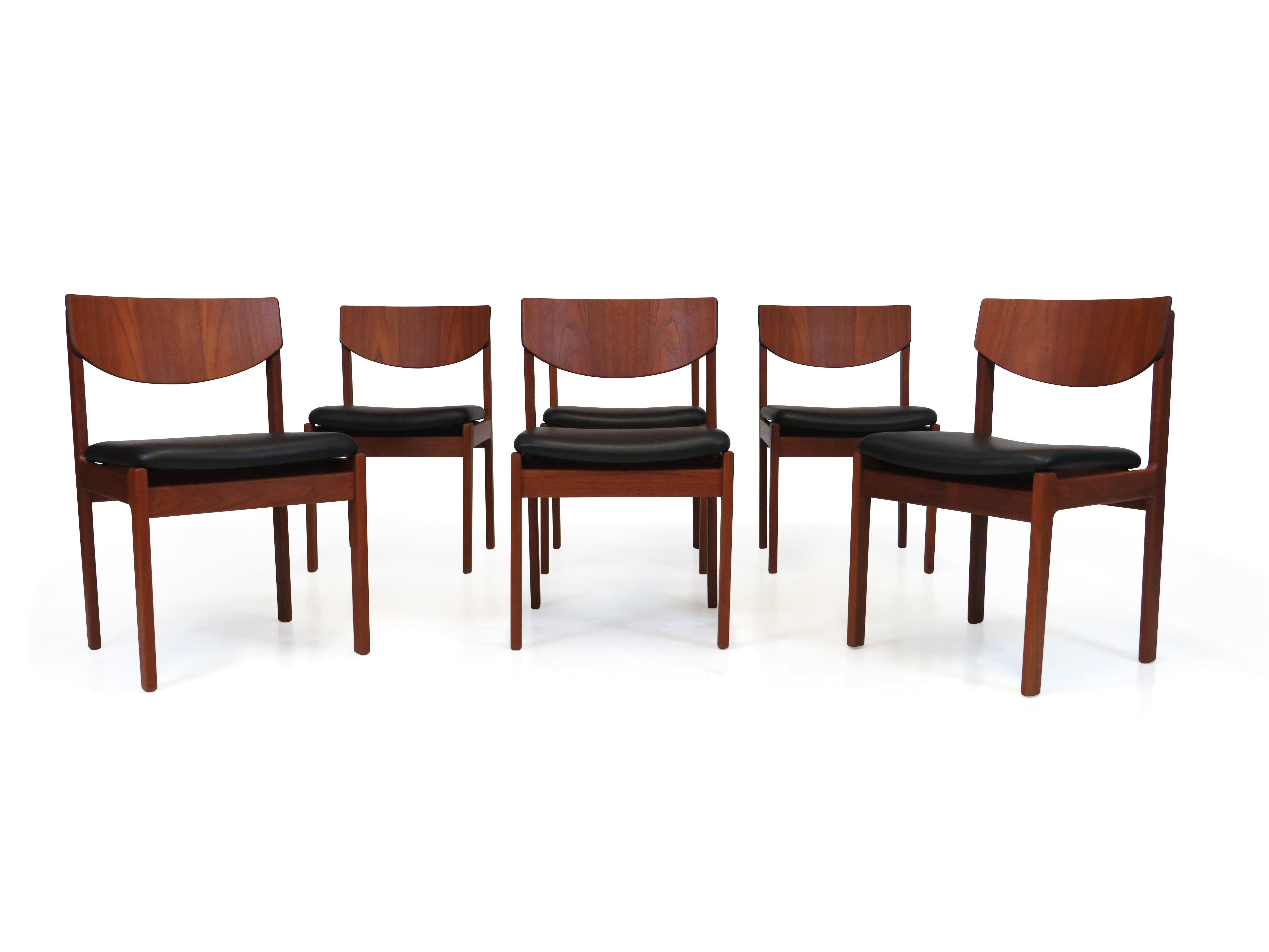 Scandinavian Modern Danish Teak Dining Chairs in New Black Leather For Sale