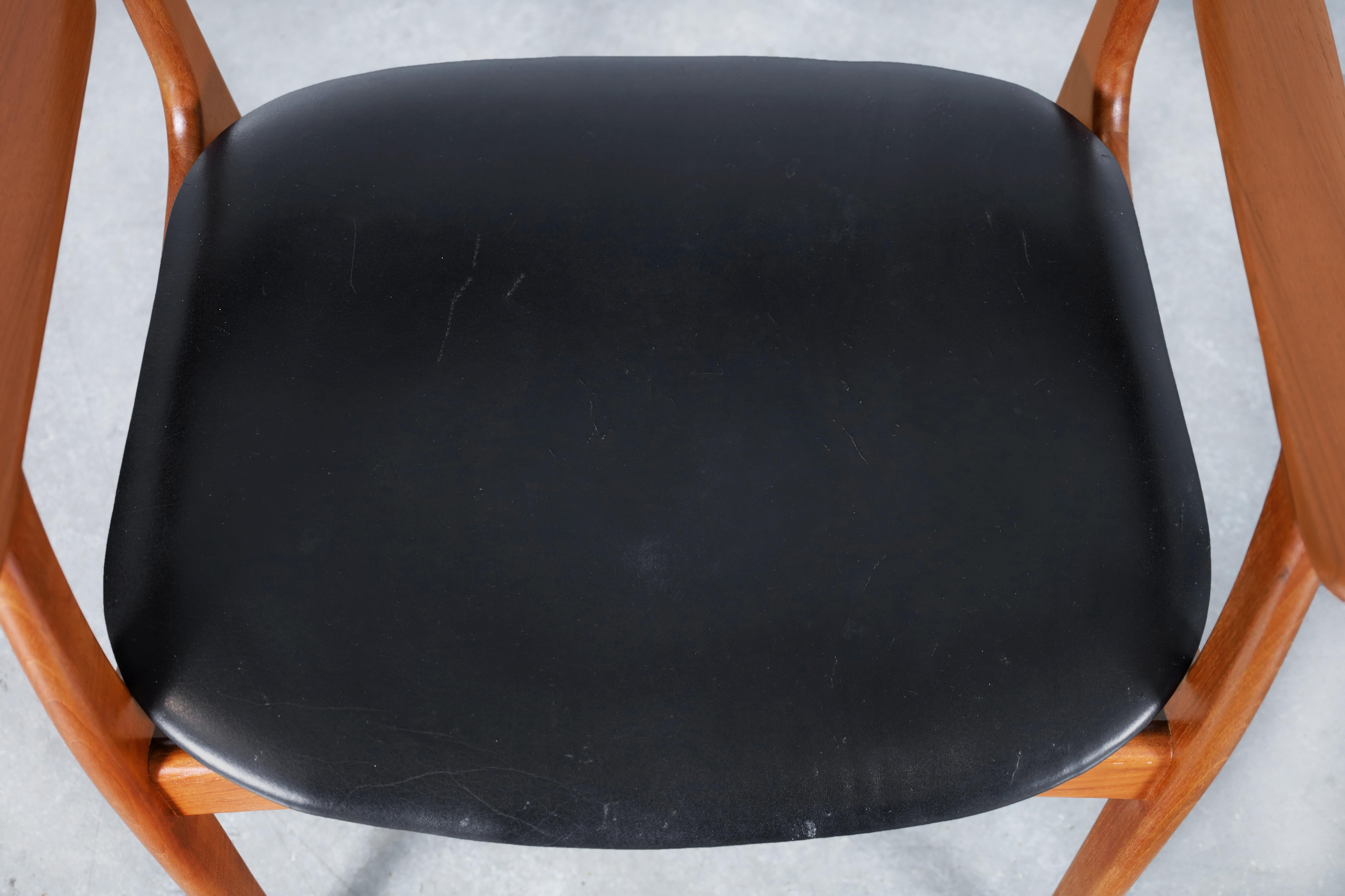 Chaises de salle à manger danoises en teck modèle OD-49 d'Erik Buch pour Oddense Maskinsnedkeri en vente 9