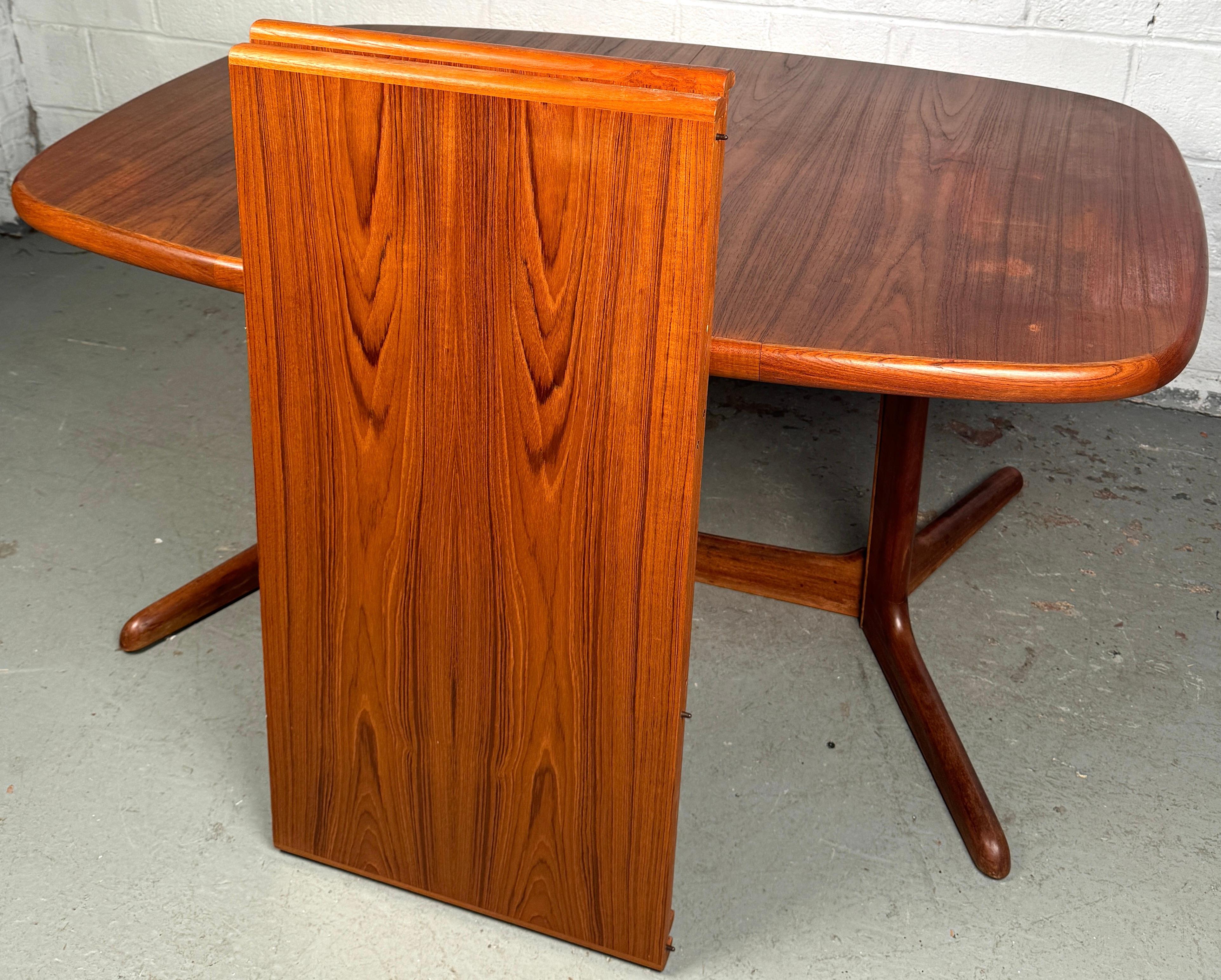 Danish Teak Dining Room Table By Rasmus im Angebot 1