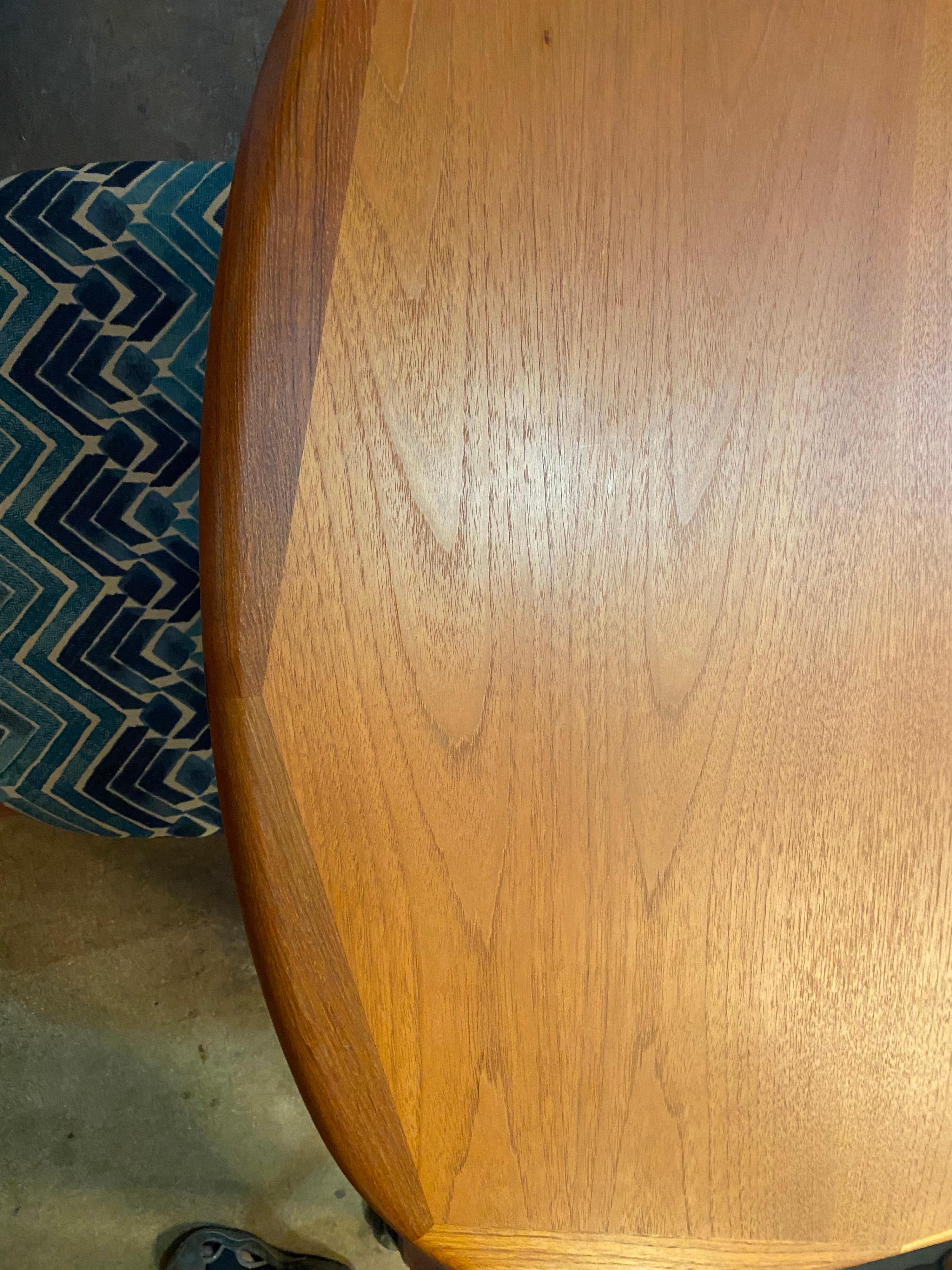 Danish Teak Dining Table with Two Leaves 6