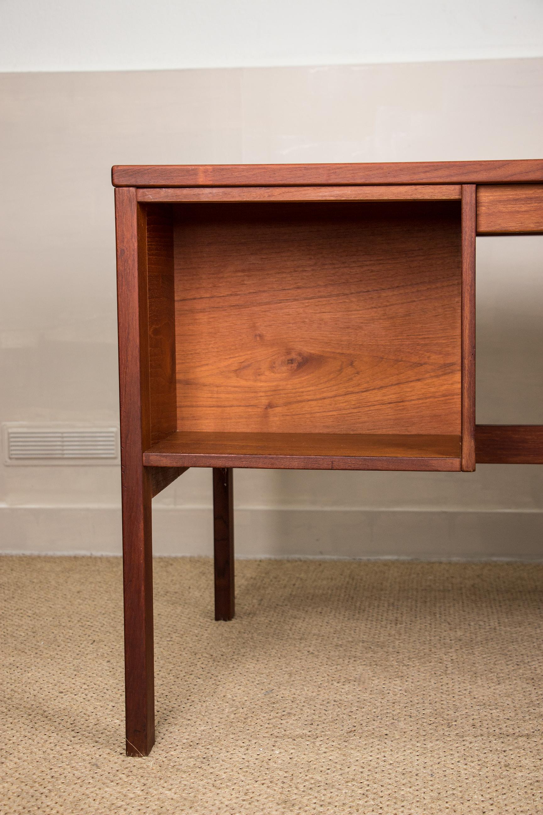 Danish Teak Double Sided Desk with 6 Drawers, 1960s, Modernist Design 11
