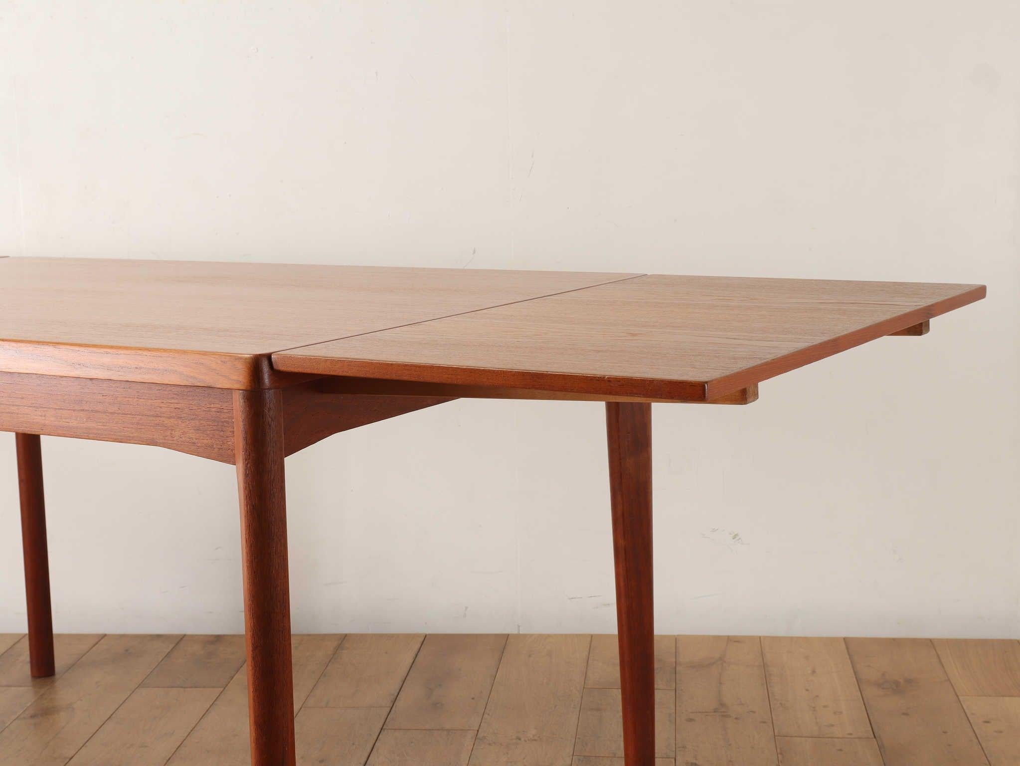 Danish Teak Draw Leaf Dining Table by Henning Kjærnulf 7