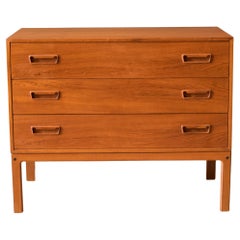 Danish Teak Dresser Chest of Drawers by Arne Wahl Iversen for Vinde Mobelfabrik