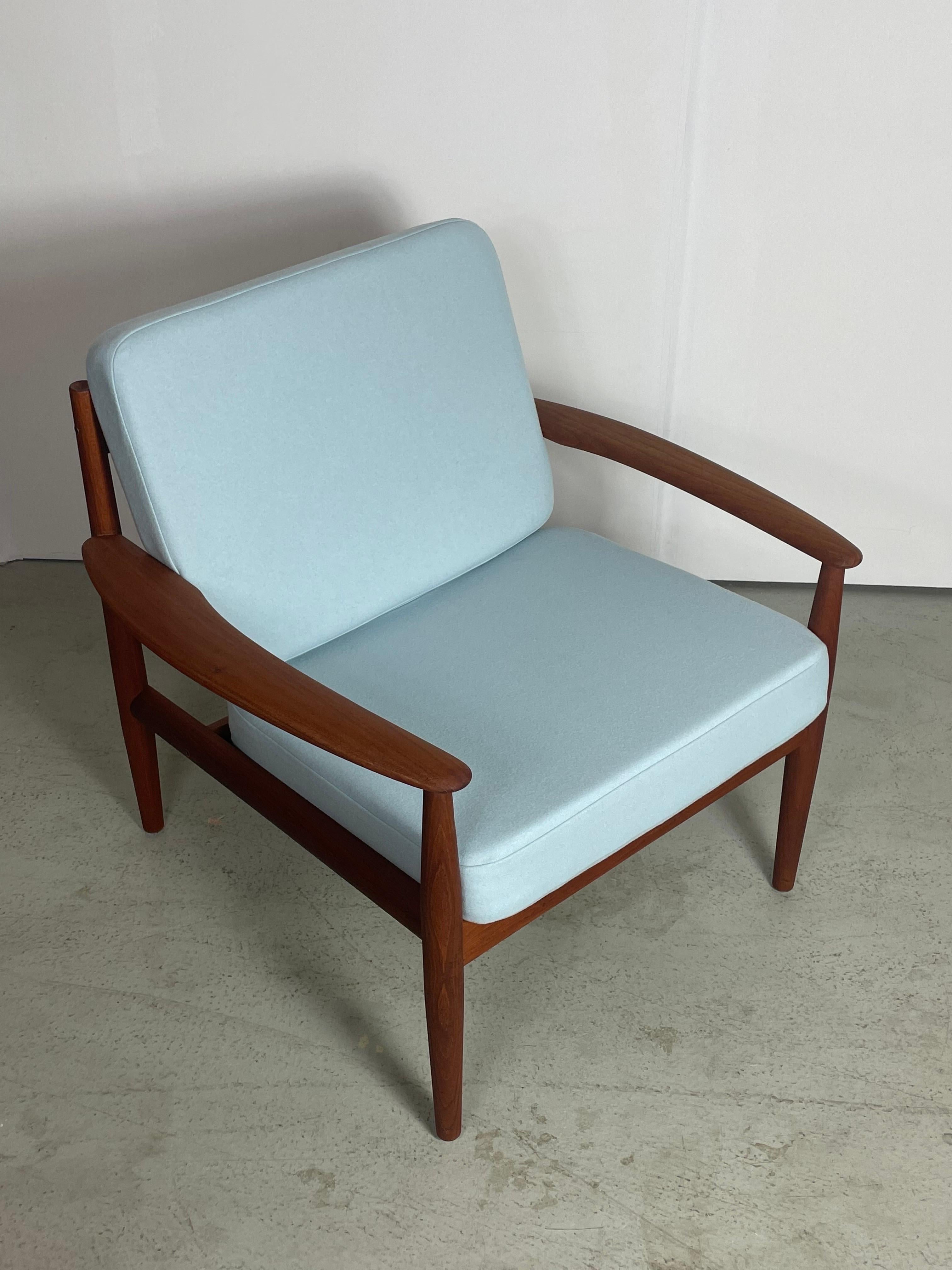 Danish Teak Easy Chair by Grete Jalk with New Upholstery For Sale 7