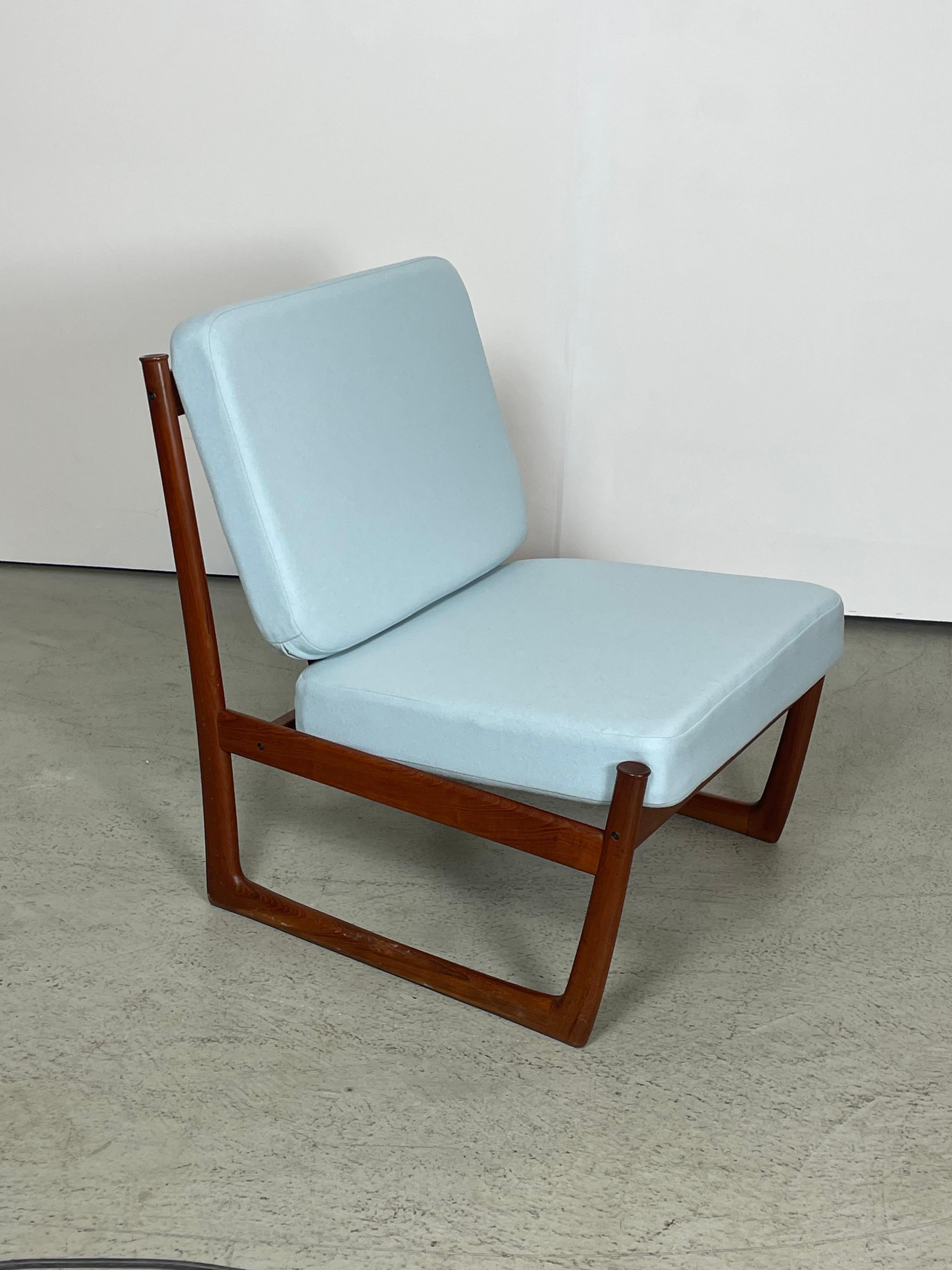 Danish teak easy chair by Hvidt &  Mølgaard 1950s For Sale 2