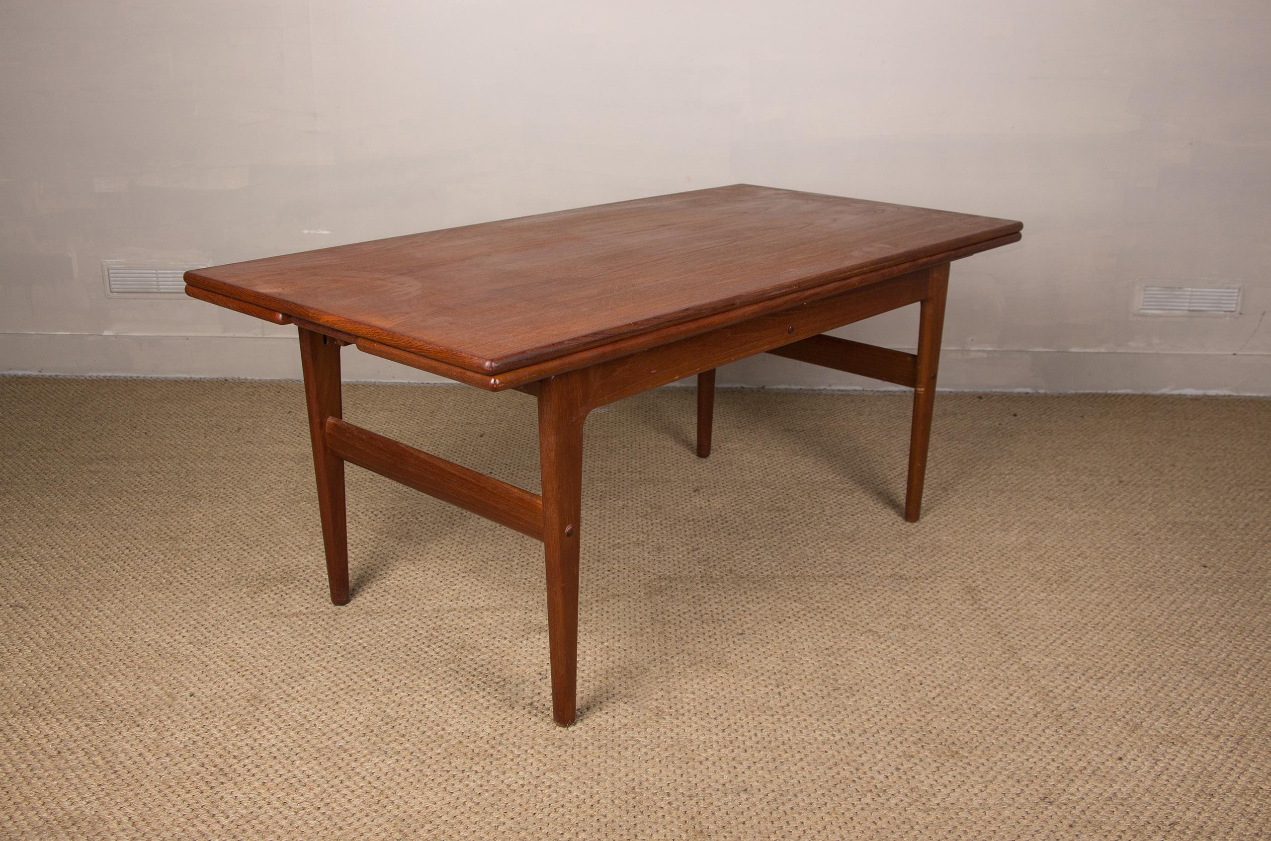 Danish Teak Elevator Table with Height Adjustment from Kai Kristiansen, 1960s 7