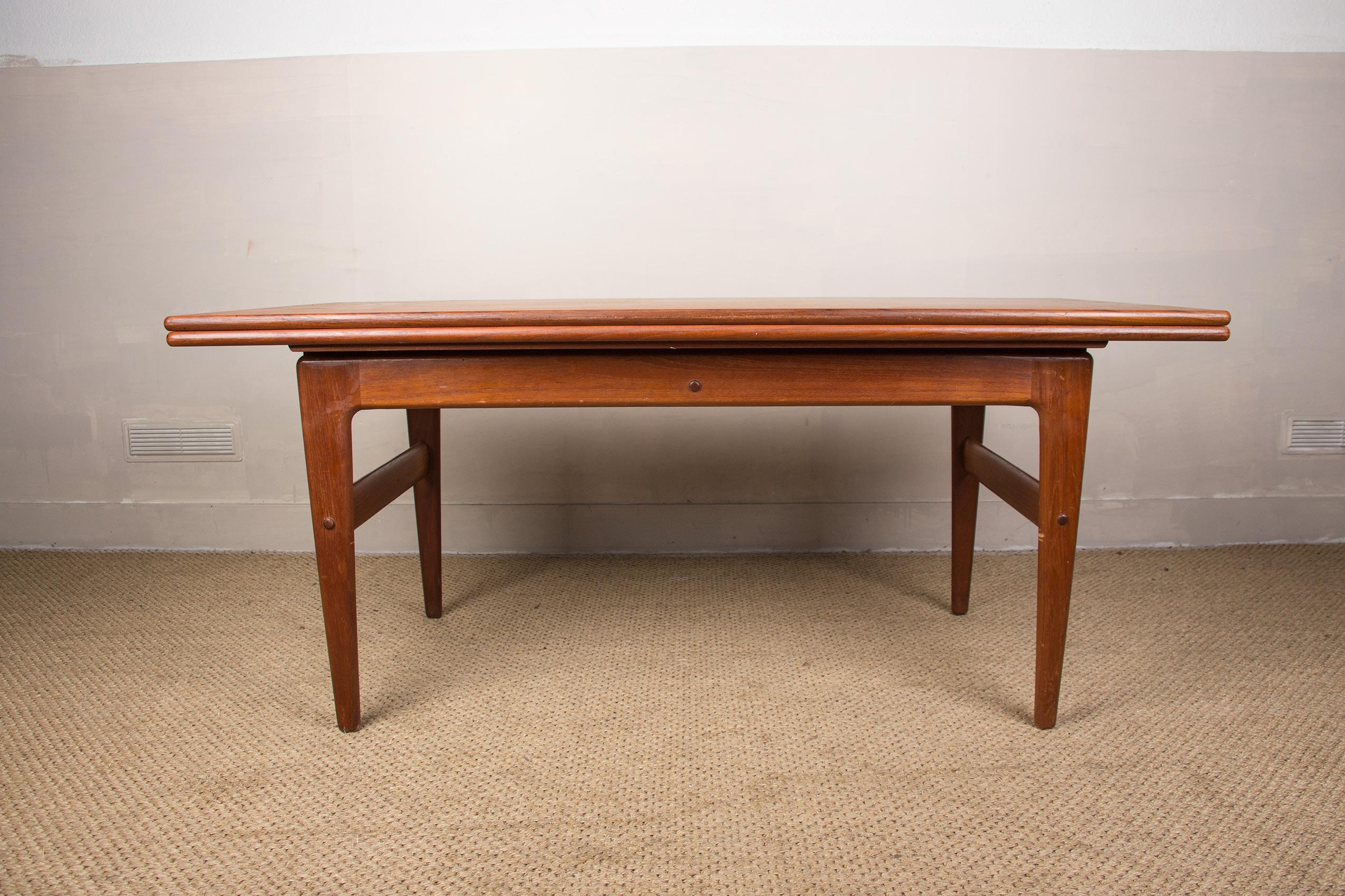 Danish Teak Elevator Table with Height Adjustment from Kai Kristiansen, 1960s 9