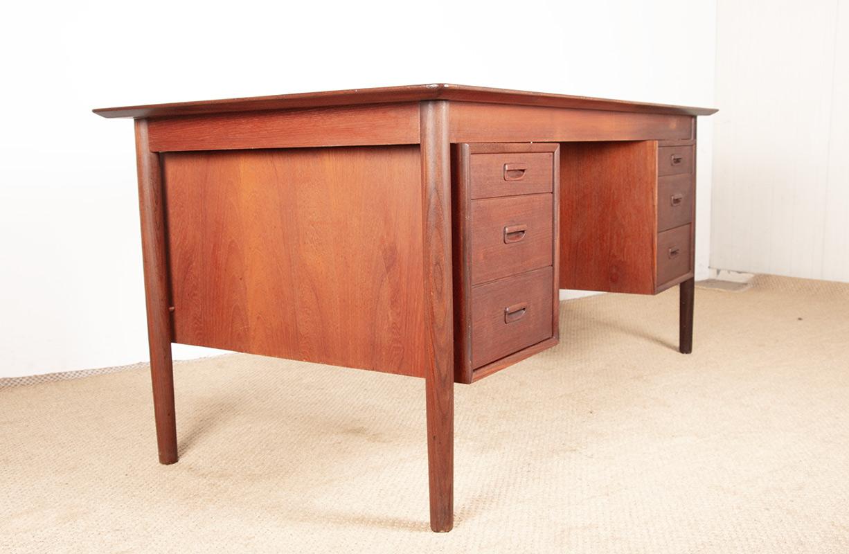 Danish teak executive desk by Gunnar Nielsen Tibergaard 1960. For Sale 8