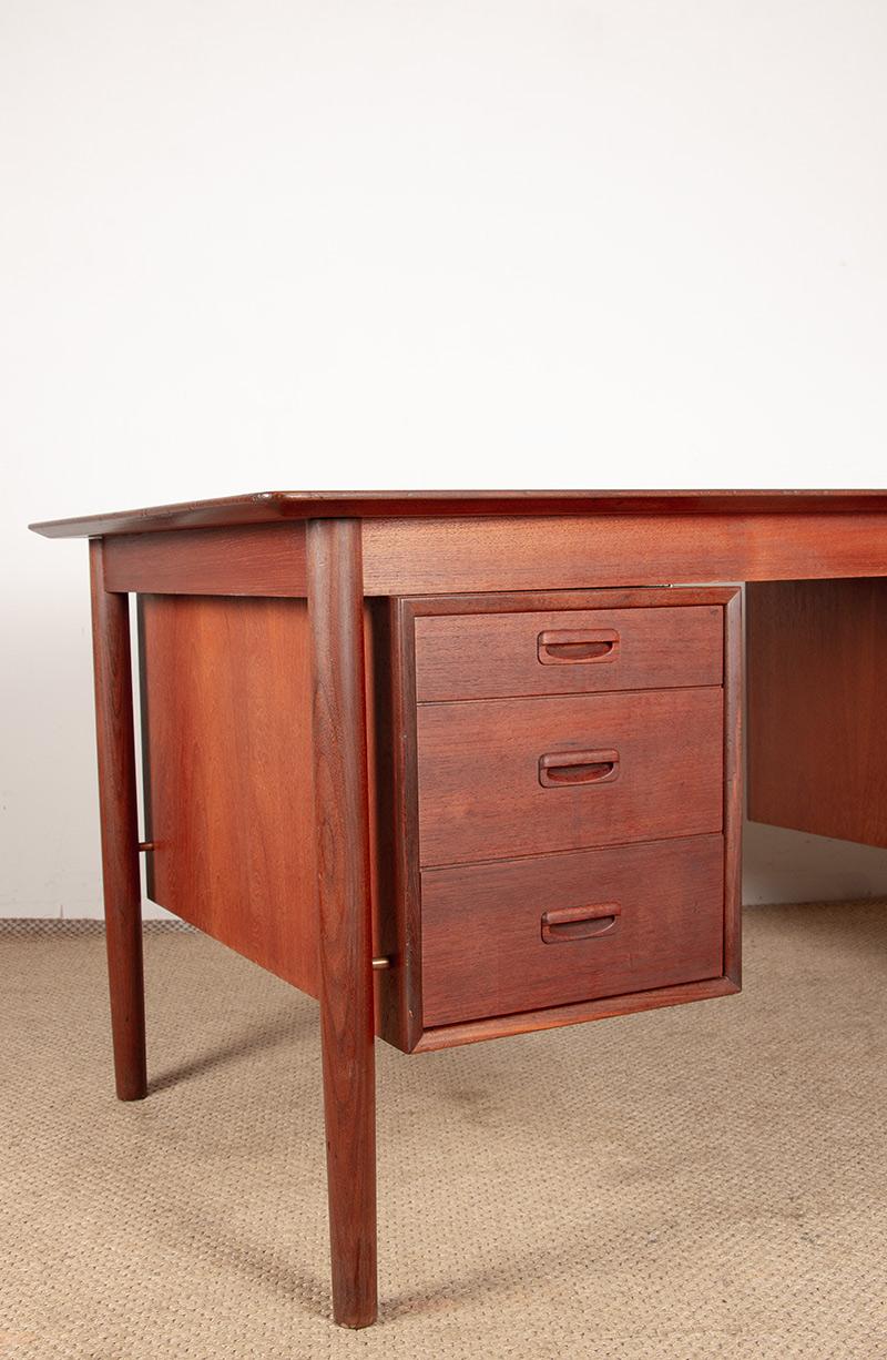 Danish teak executive desk by Gunnar Nielsen Tibergaard 1960. For Sale 11