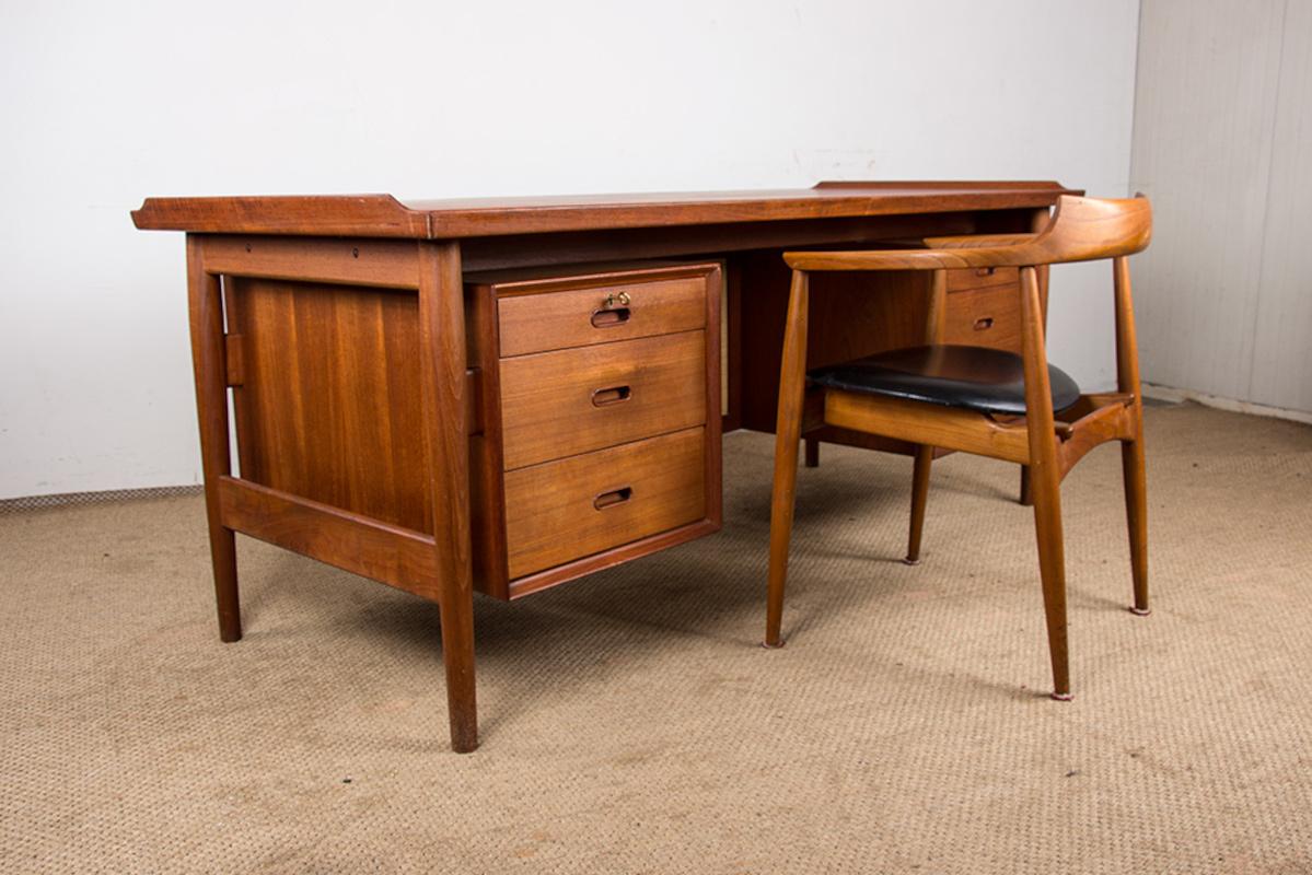 Danish Teak Executive Desk model 206 by Arne Vodder for Sibast 1960. 5