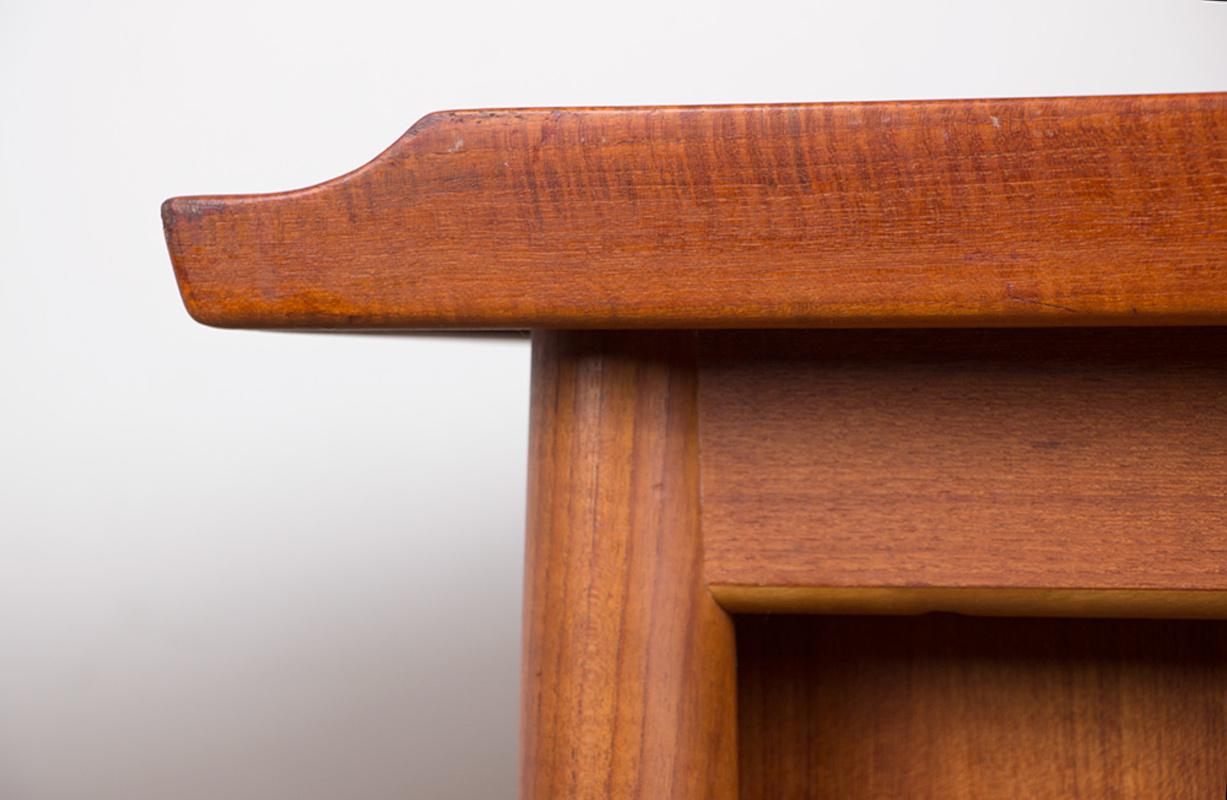 Danish Teak Executive Desk model 206 by Arne Vodder for Sibast 1960. 8