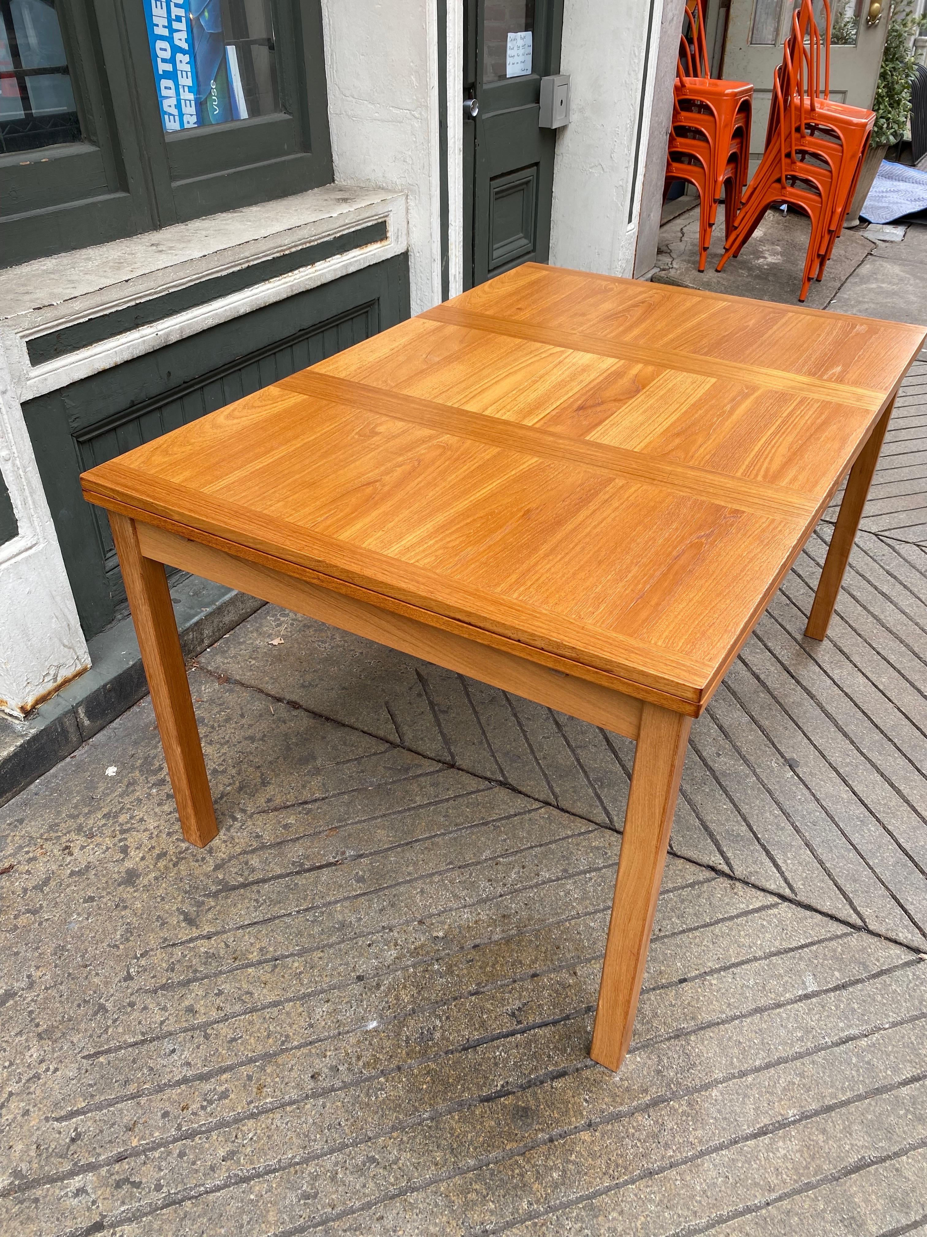 Tavolo da pranzo danese in teak espandibile 6