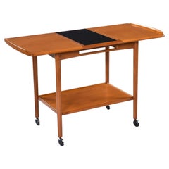 Carrello da bar danese in teak espandibile di metà secolo moderno di Dyrlund
