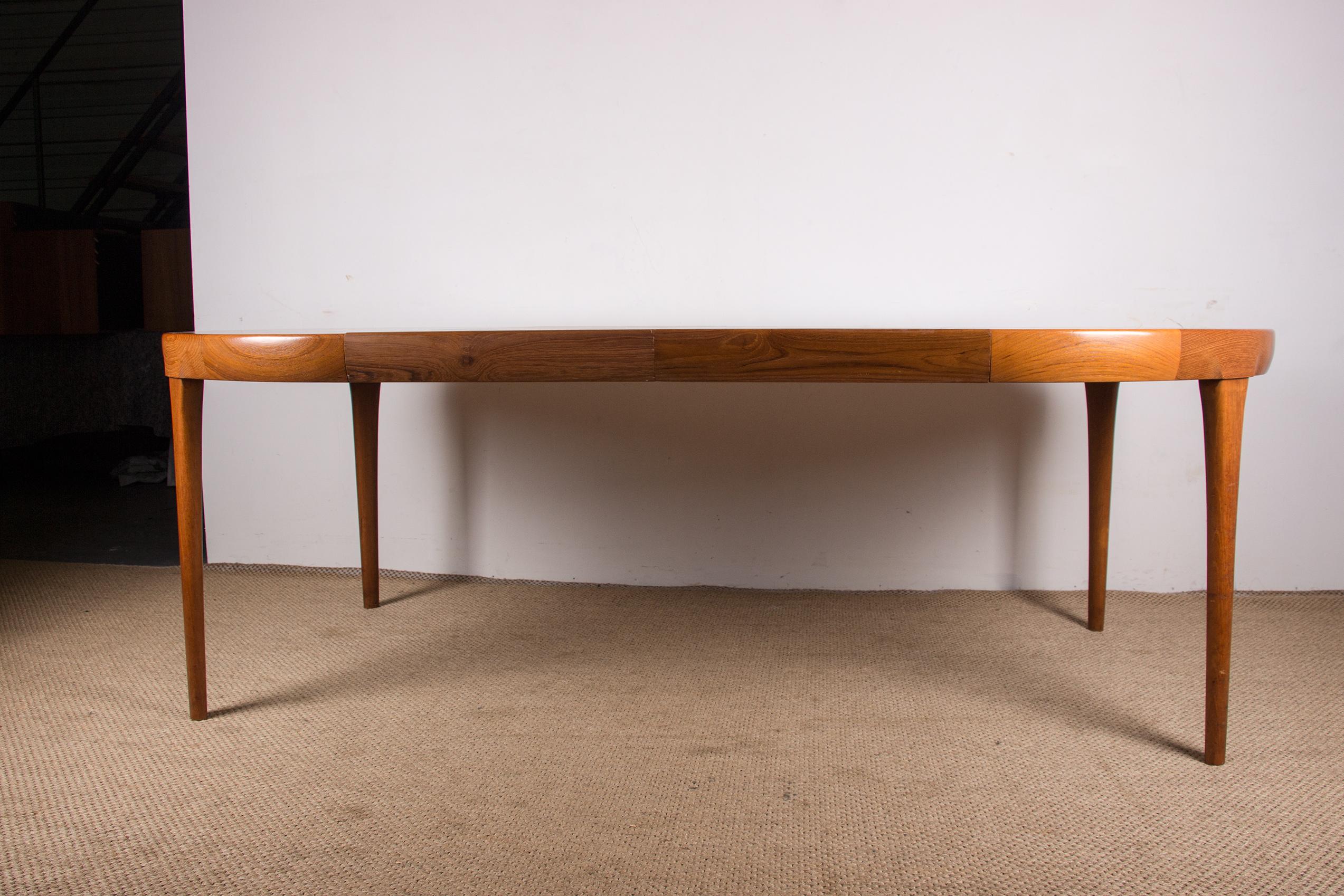 Mesa de comedor extensible danesa de teca, Ib Kofod-Larsen para Faarup Mobelfabrik 1960 en venta 11