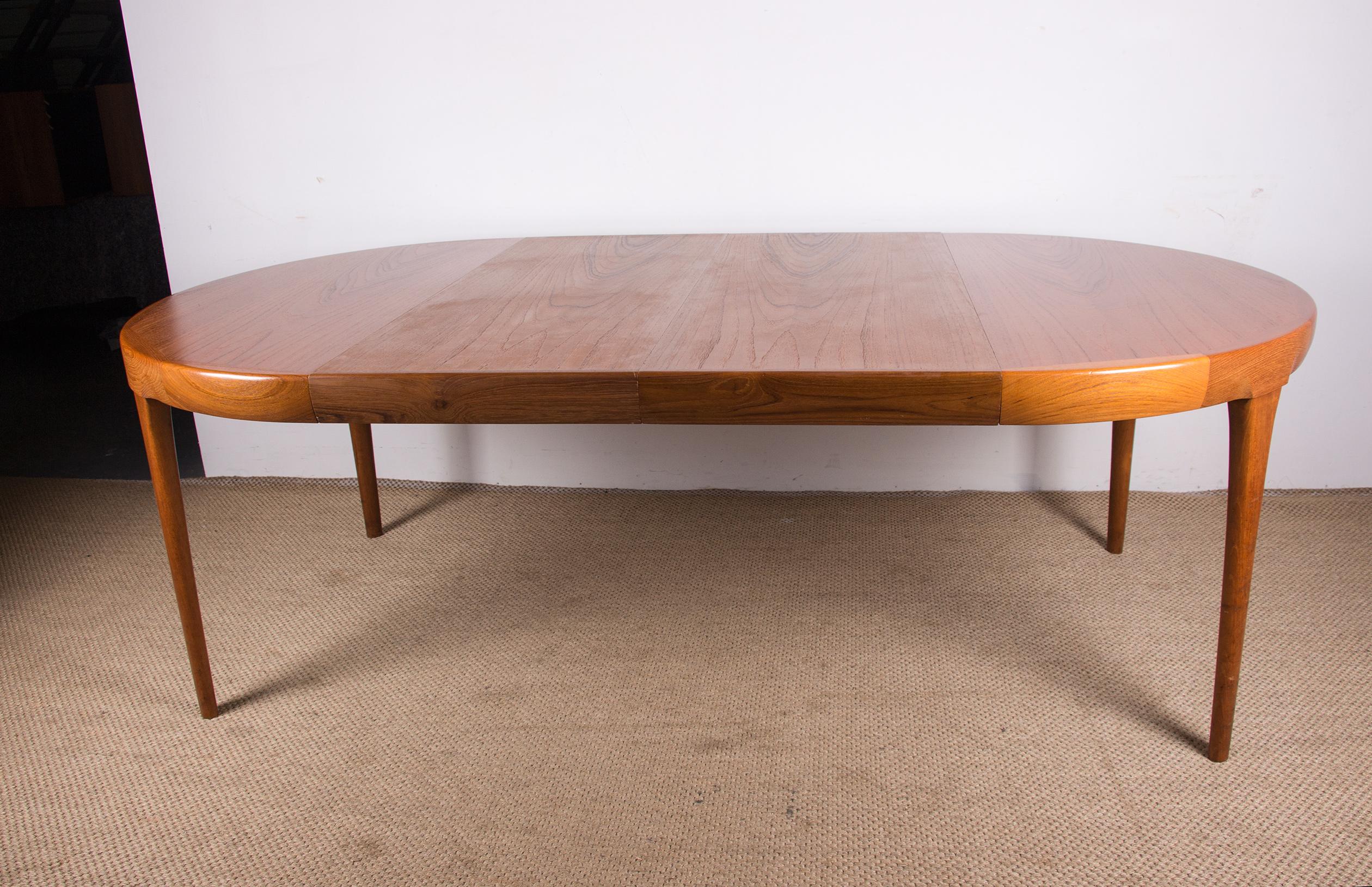 Mesa de comedor extensible danesa de teca, Ib Kofod-Larsen para Faarup Mobelfabrik 1960 en venta 12
