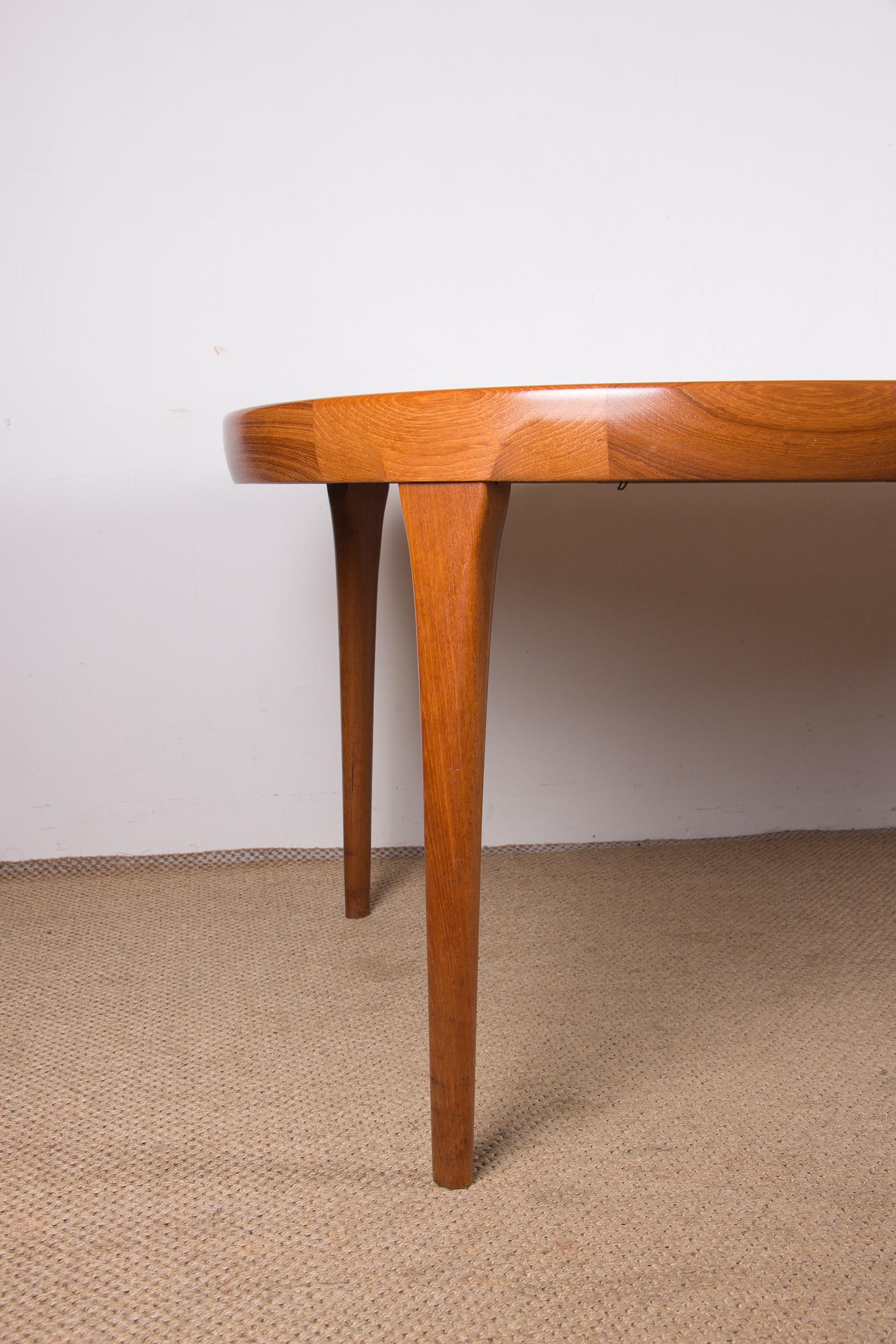 Mesa de comedor extensible danesa de teca, Ib Kofod-Larsen para Faarup Mobelfabrik 1960 en venta 13