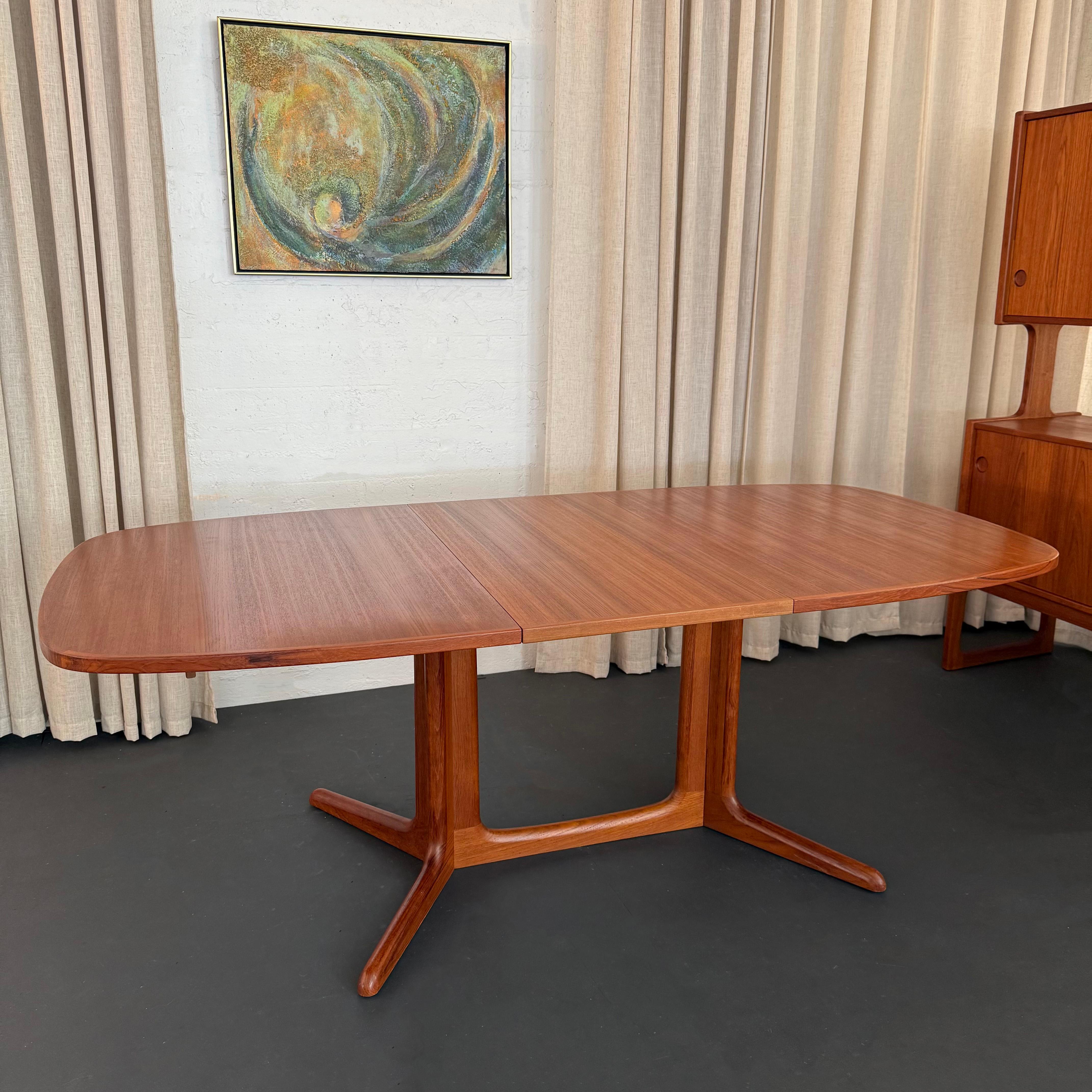 Danish Teak Extending Dining Table By Gudme Attributed To Niels Otto Møller For Sale 1