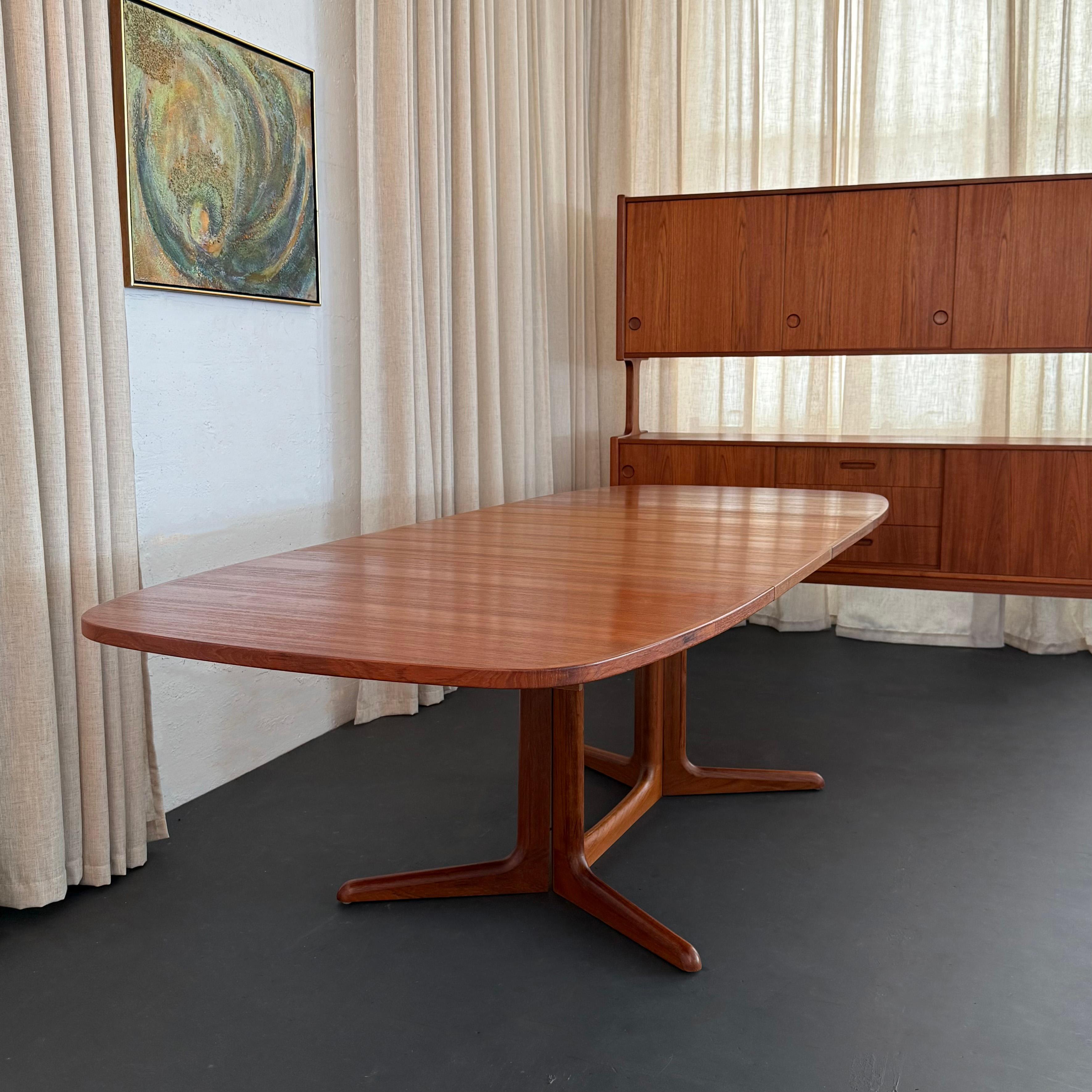 Danish Teak Extending Dining Table By Gudme Attributed To Niels Otto Møller For Sale 3