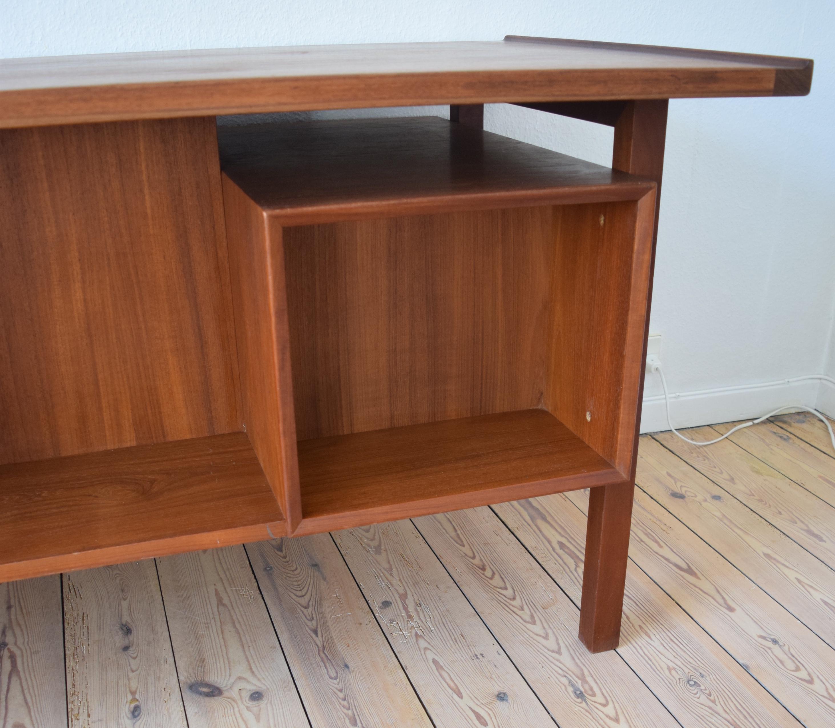 Danish Teak Floating Executive Desk, 1960s, Denmark 2