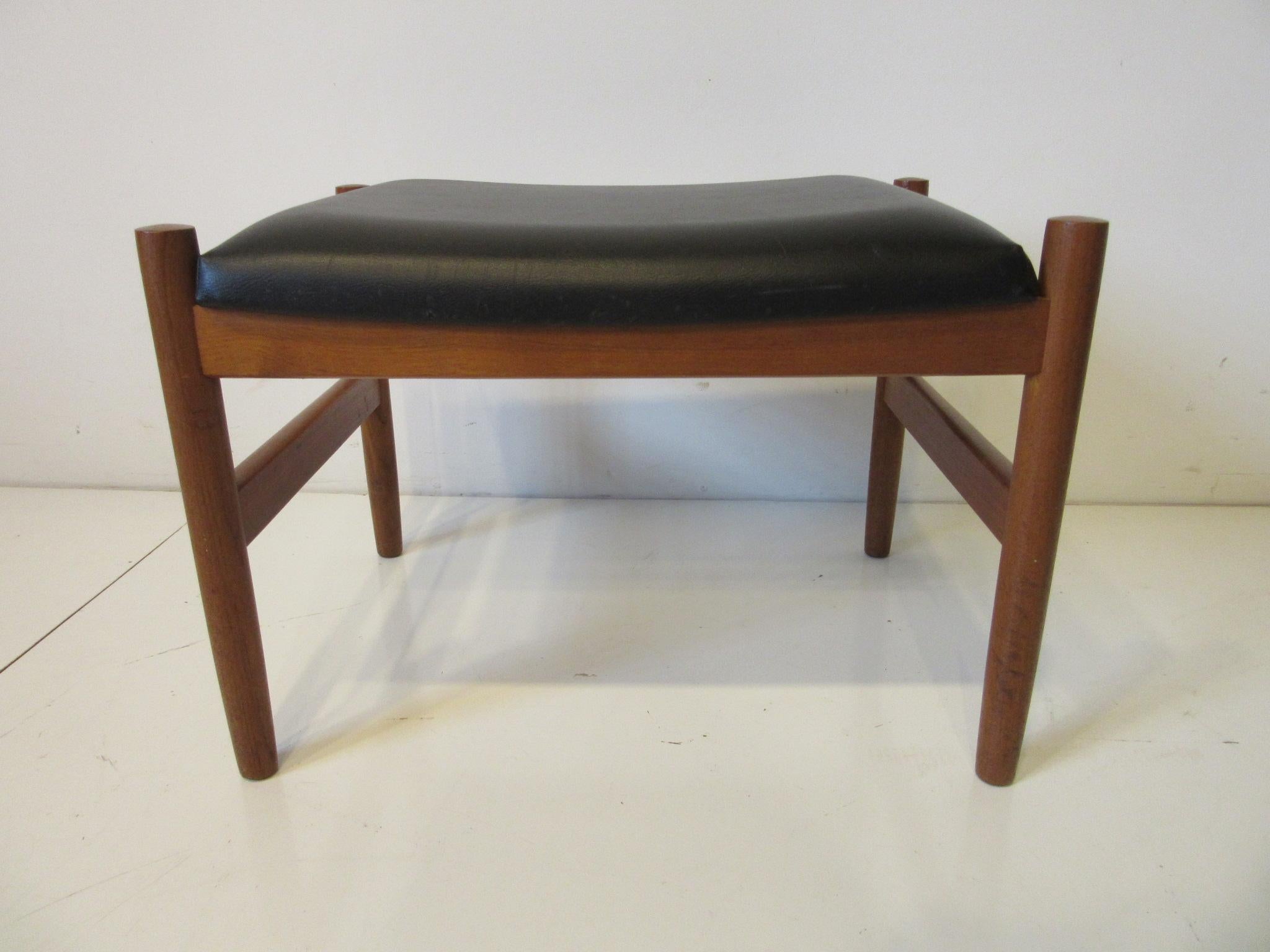 Danish Teak Foot Stool by Hugo Frandsen for Spottrup In Good Condition In Cincinnati, OH