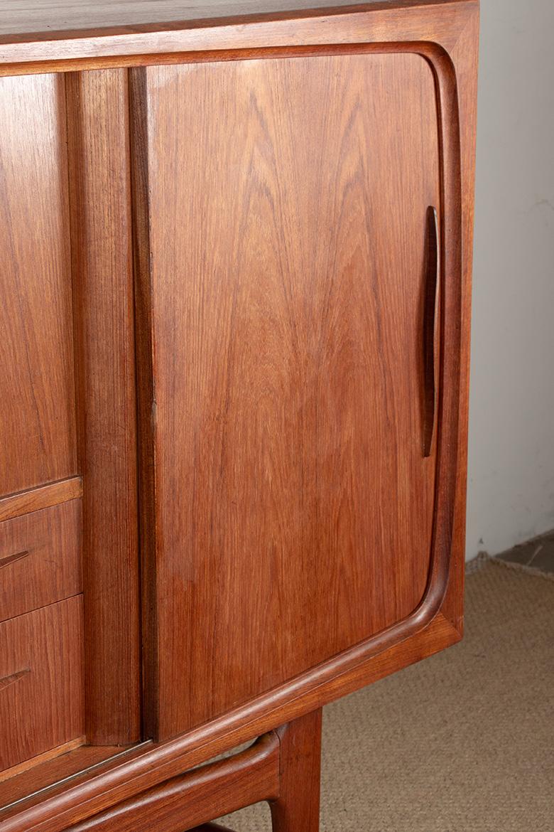 Dänisches Highboard aus Teakholz von Ærthoj Jensen und Mølholm Herning 1960er Jahre. im Angebot 4