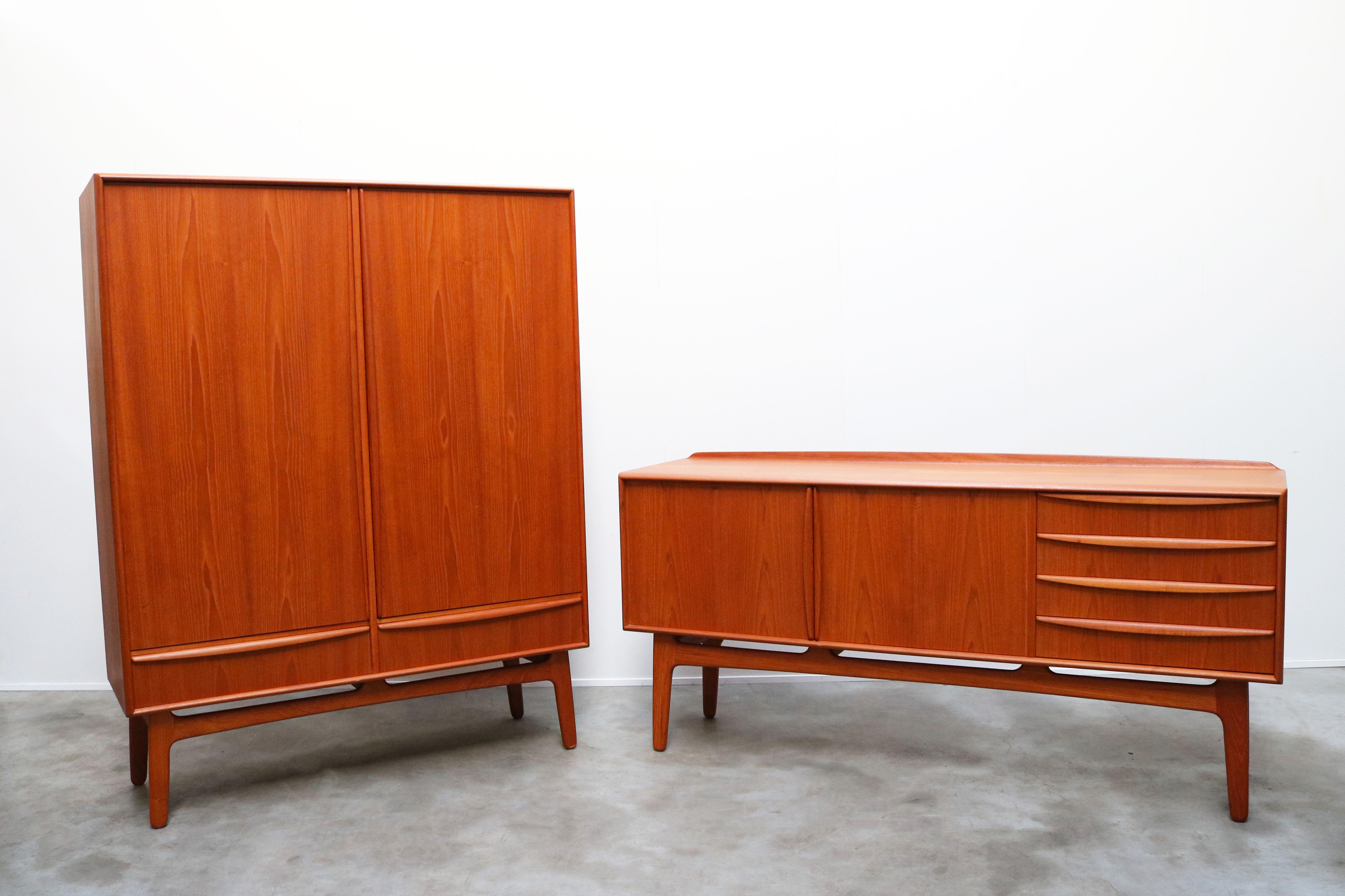 Danish Teak Highboard / Cabinet by Svend Aage Madsen for K. Knudsen & Son 1950s 8