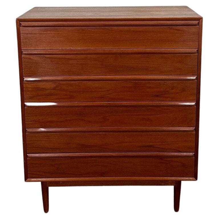 Danish teak Highboy chest of drawers For Sale at 1stDibs